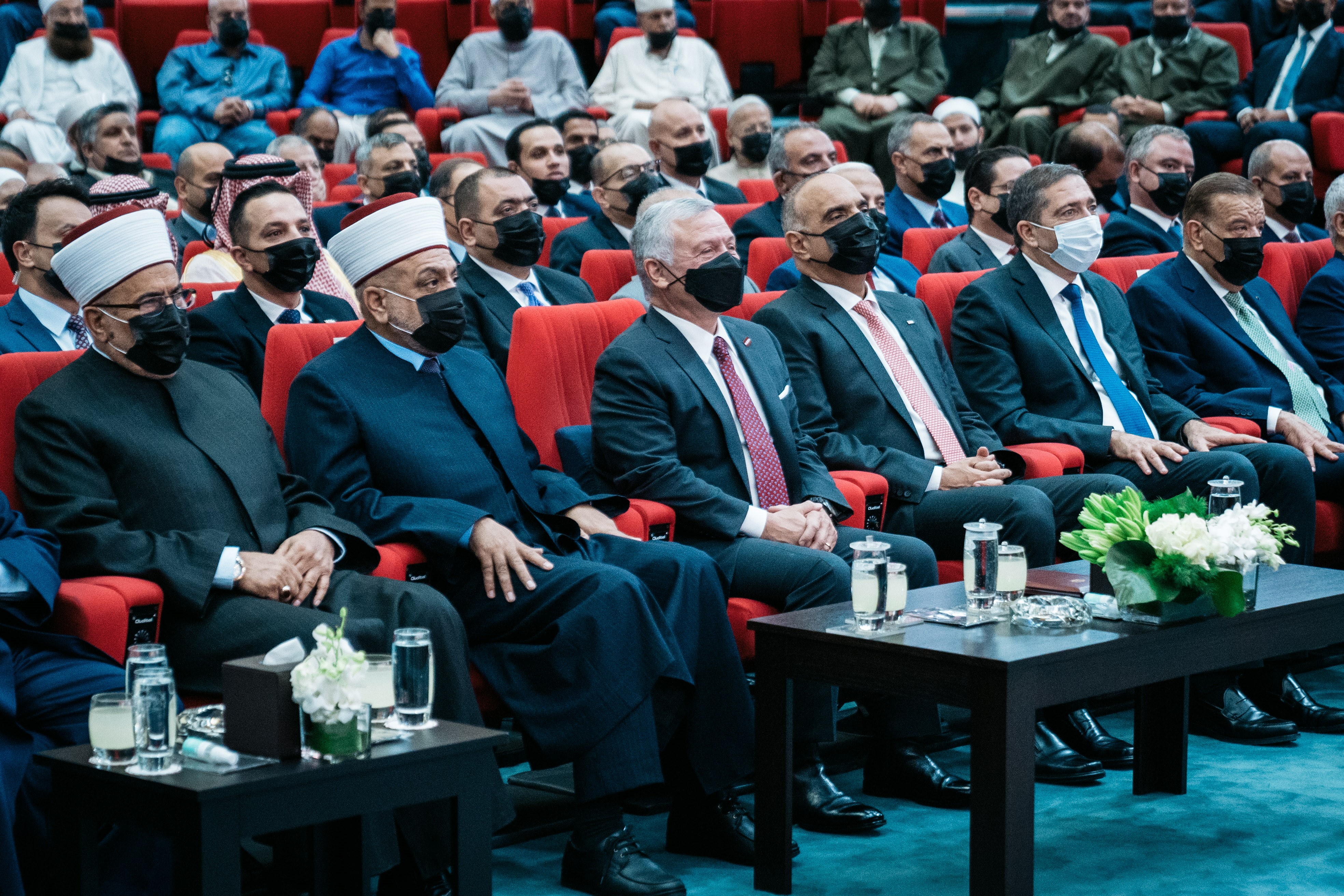 King attends ceremony marking anniversary of Prophet&rsquo;s birth