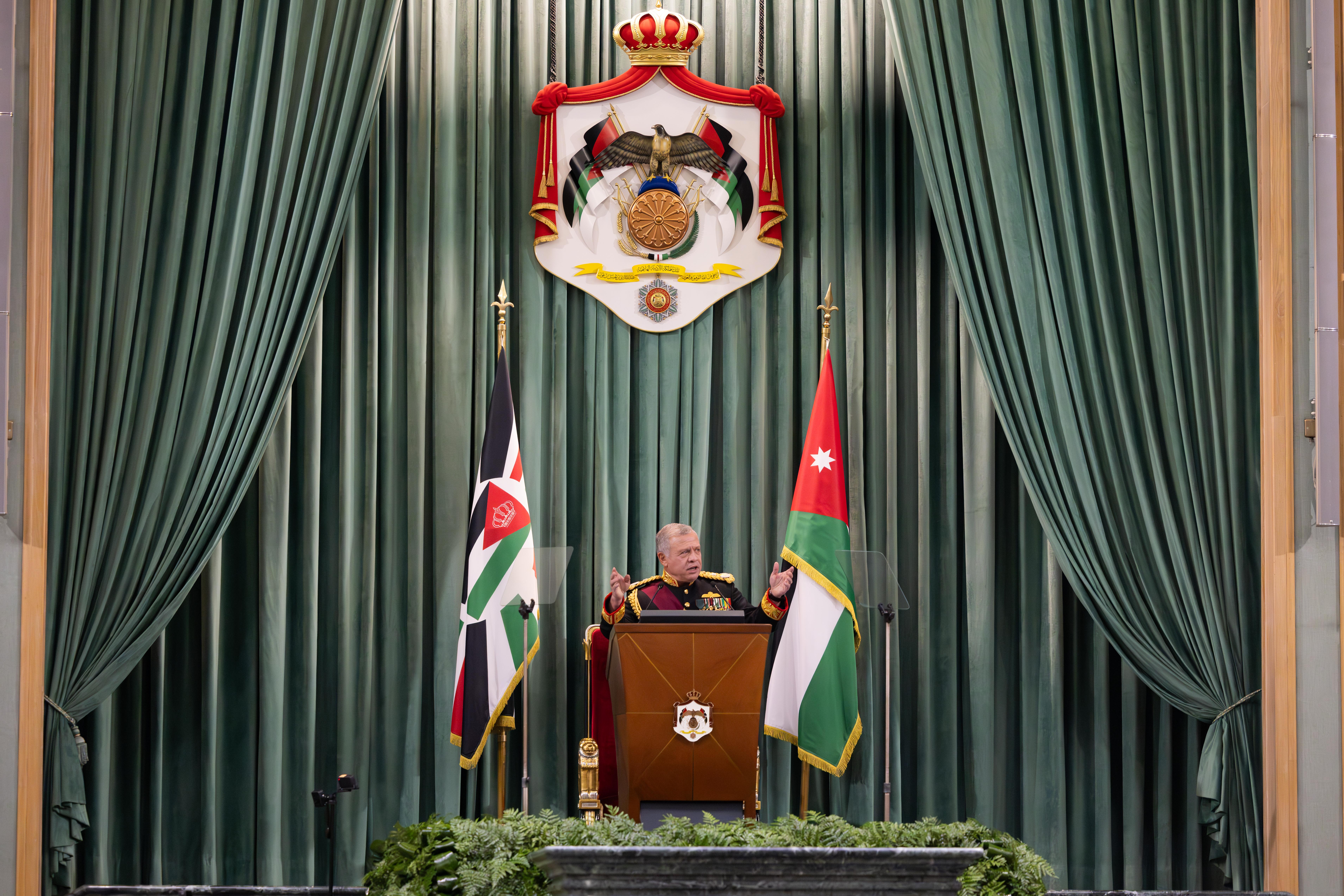 King inaugurates 19th Parliament&rsquo;s third ordinary session, delivers Speech from the Throne