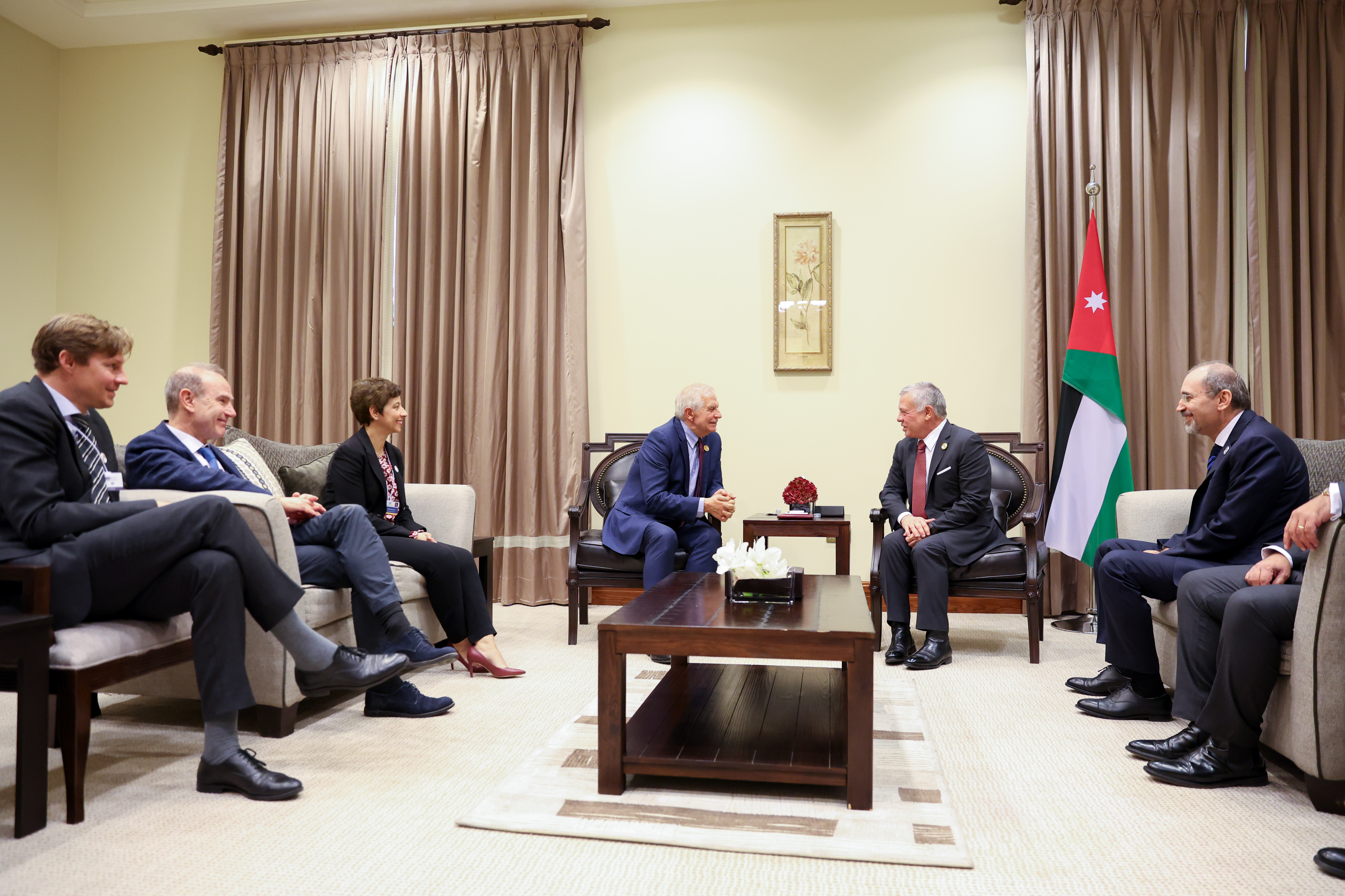 King meets European Commission VP