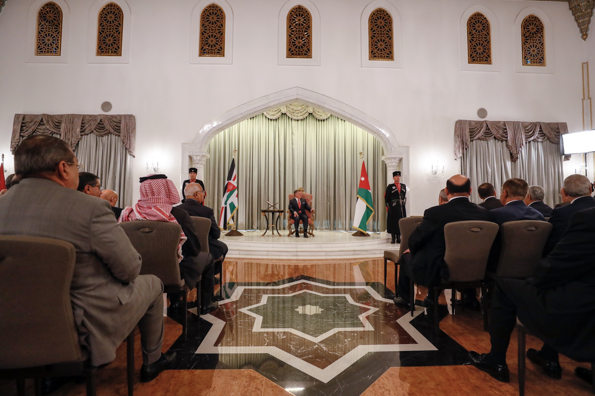 King listens to Parliament&rsquo;s responses to Speech from the Throne