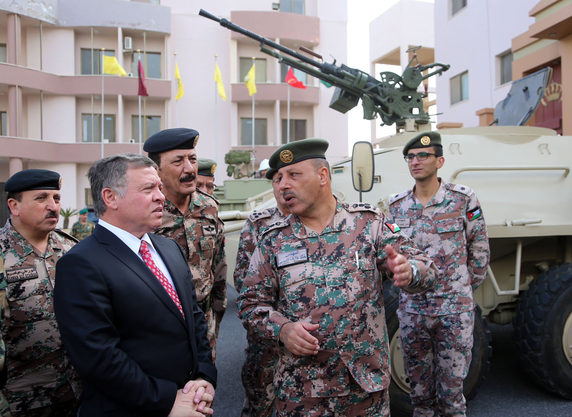 King visits army headquarters