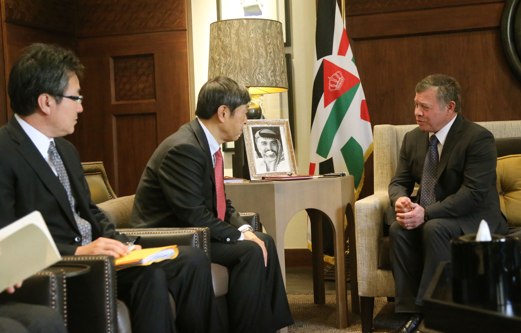 King meets JICA president