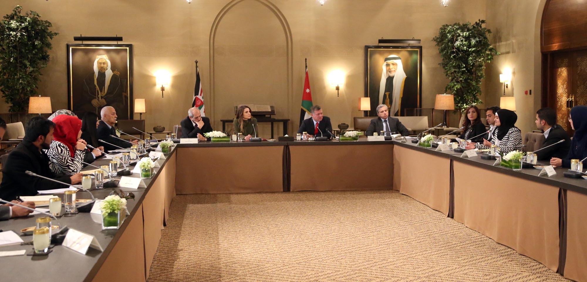&lsquo;You boost my morale&rsquo;, King tells young Jordanians