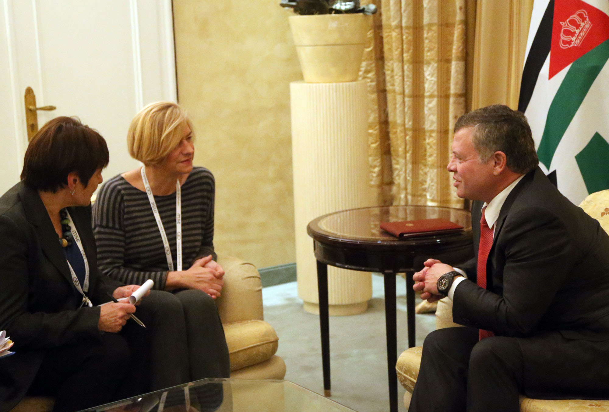 King continues meetings on sidelines of security conference