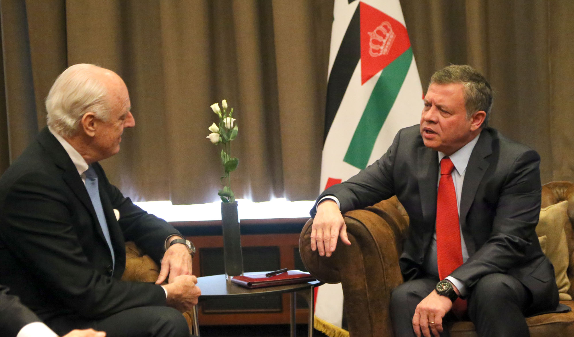 King holds meetings on sidelines of security conference