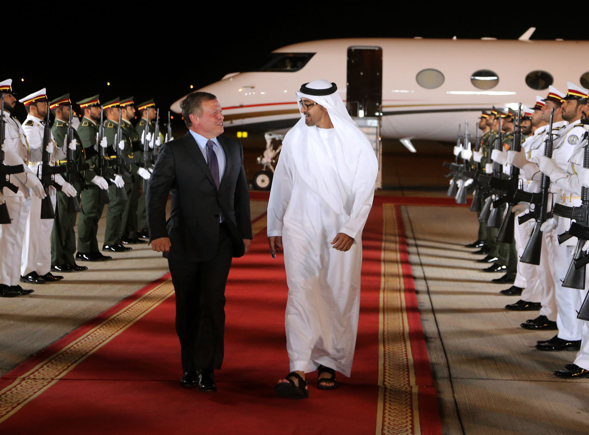 King meets Abu Dhabi crown prince