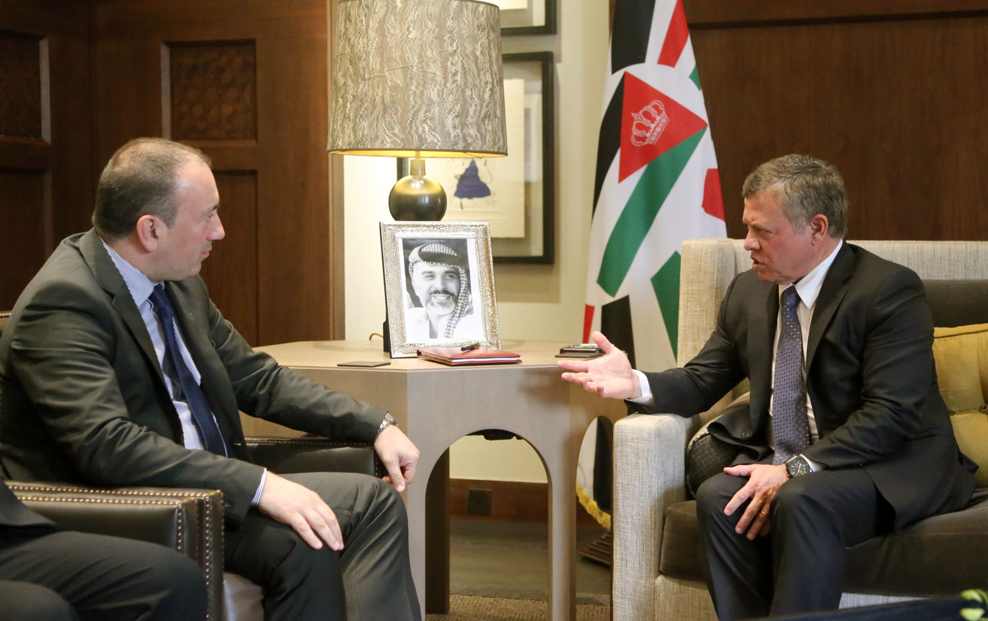 King, Bosnia and Herzegovina FM discuss ties