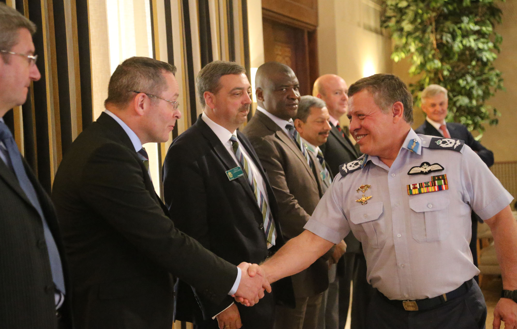 King meets UK Royal College of Defence Studies delegation