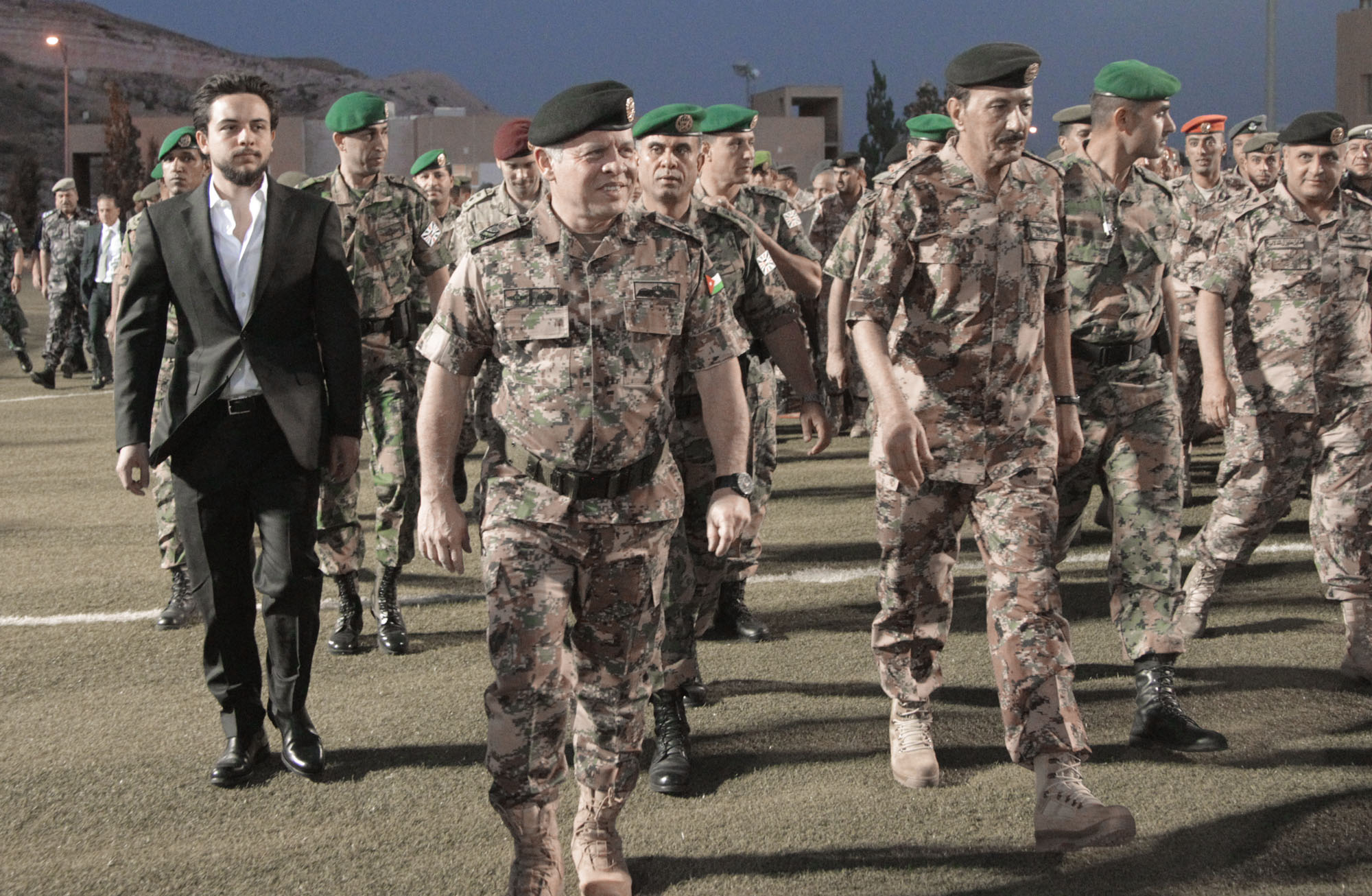 King, Crown Prince attend army iftar