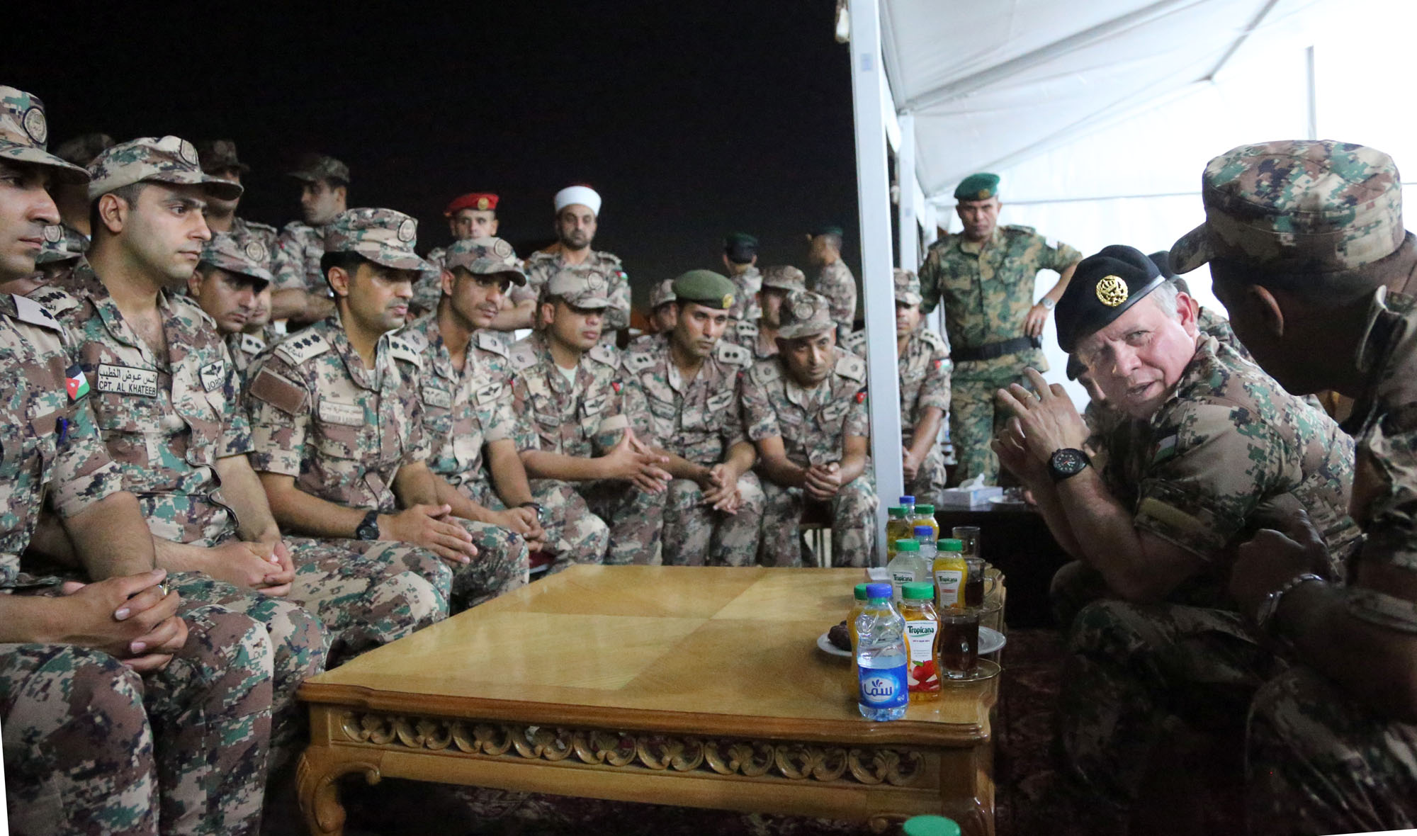 King joins Rapid Response Unit personnel for iftar