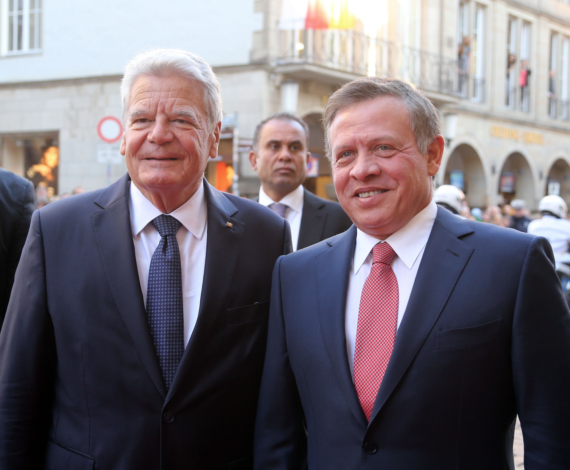 King meets German president