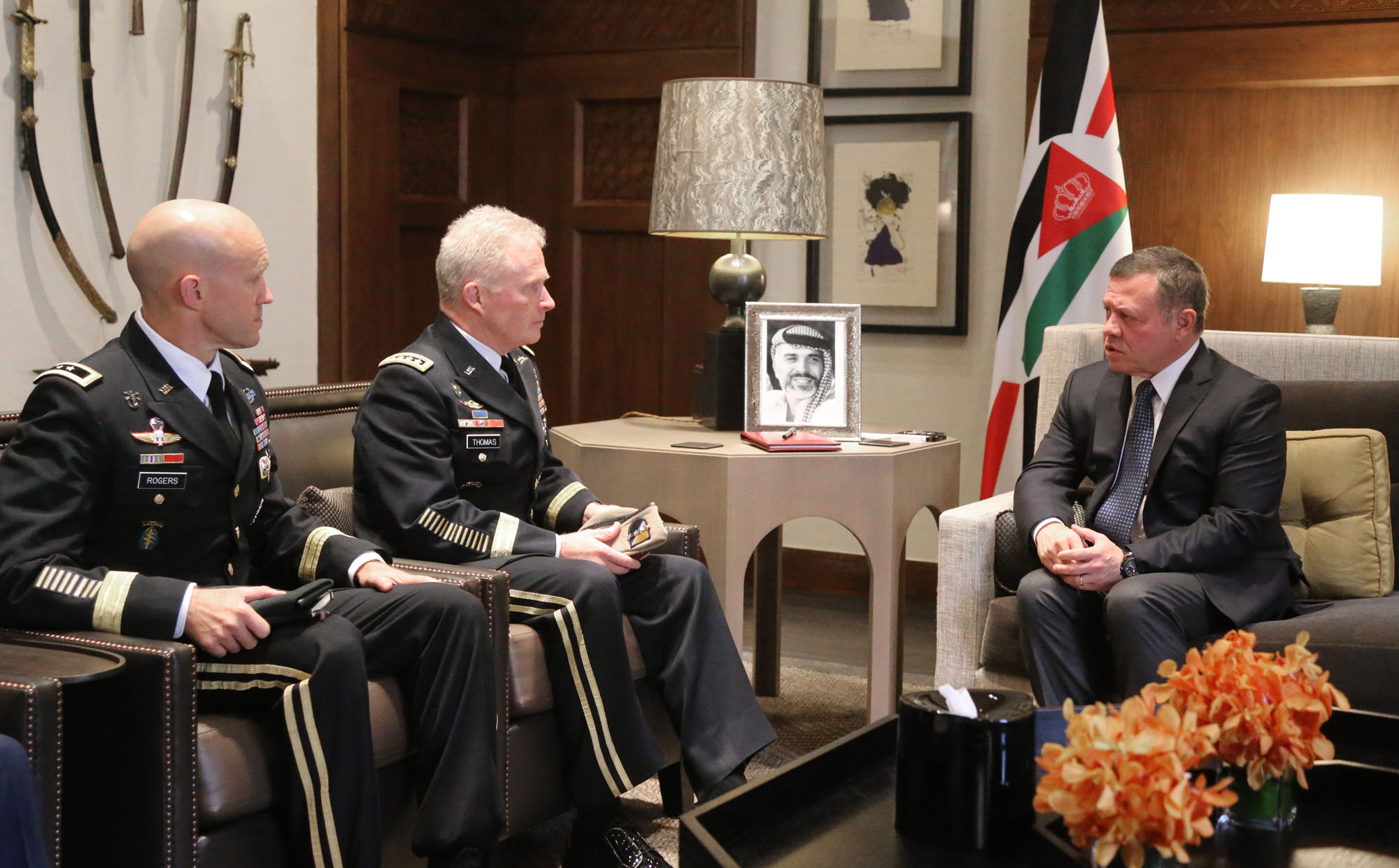 King receives US special operations commander