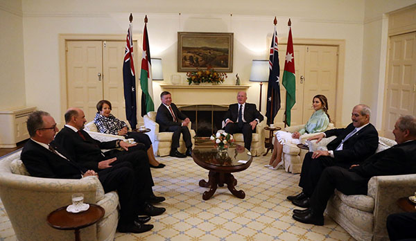 King holds talks with governor general of Australia