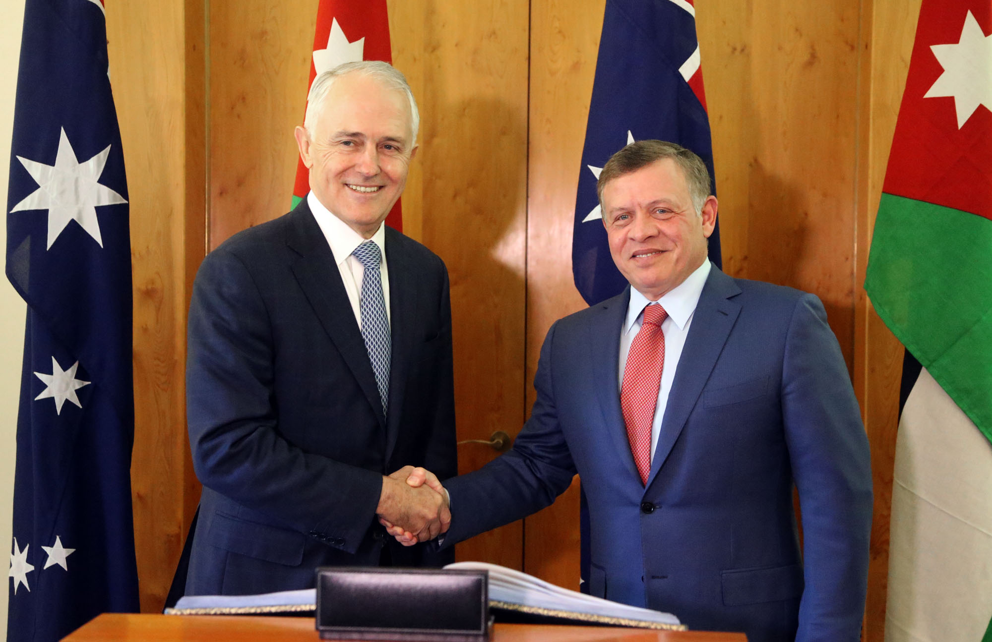 King holds talks with Australian prime minister