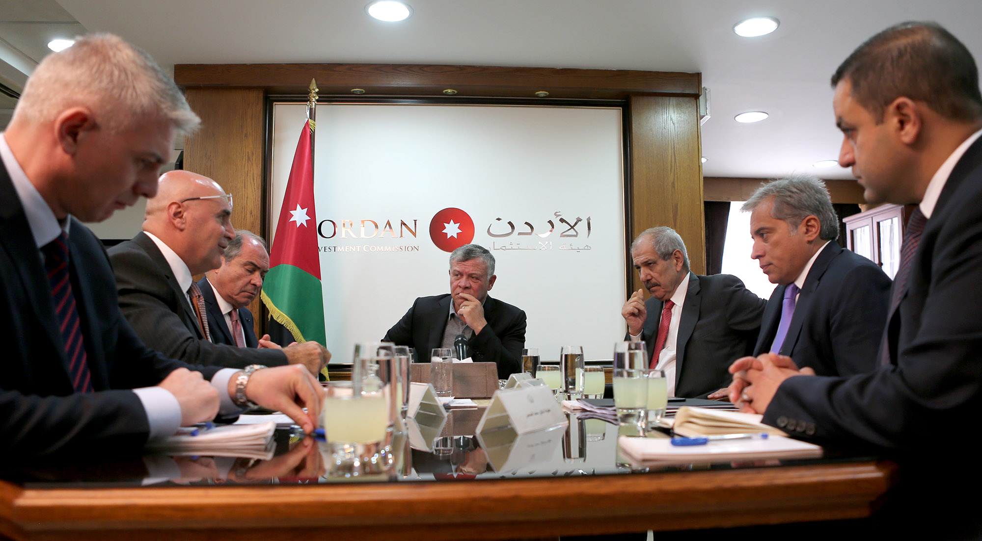 King checks on investment commission&rsquo;s measures to improve business environment