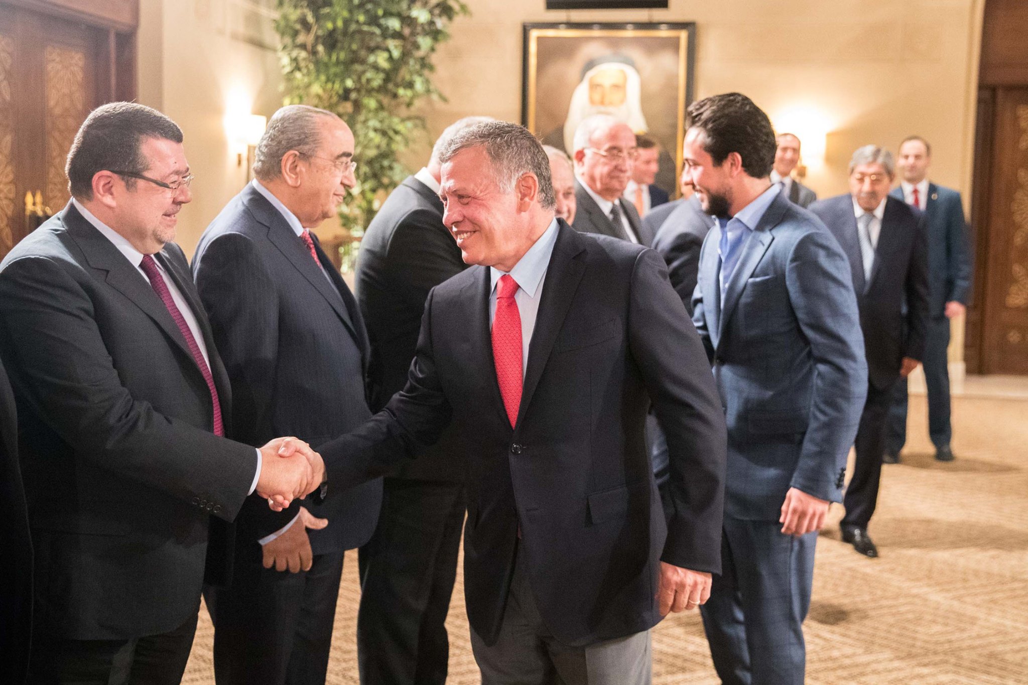 King meets Senate president, members of permanent office, and committee chairs