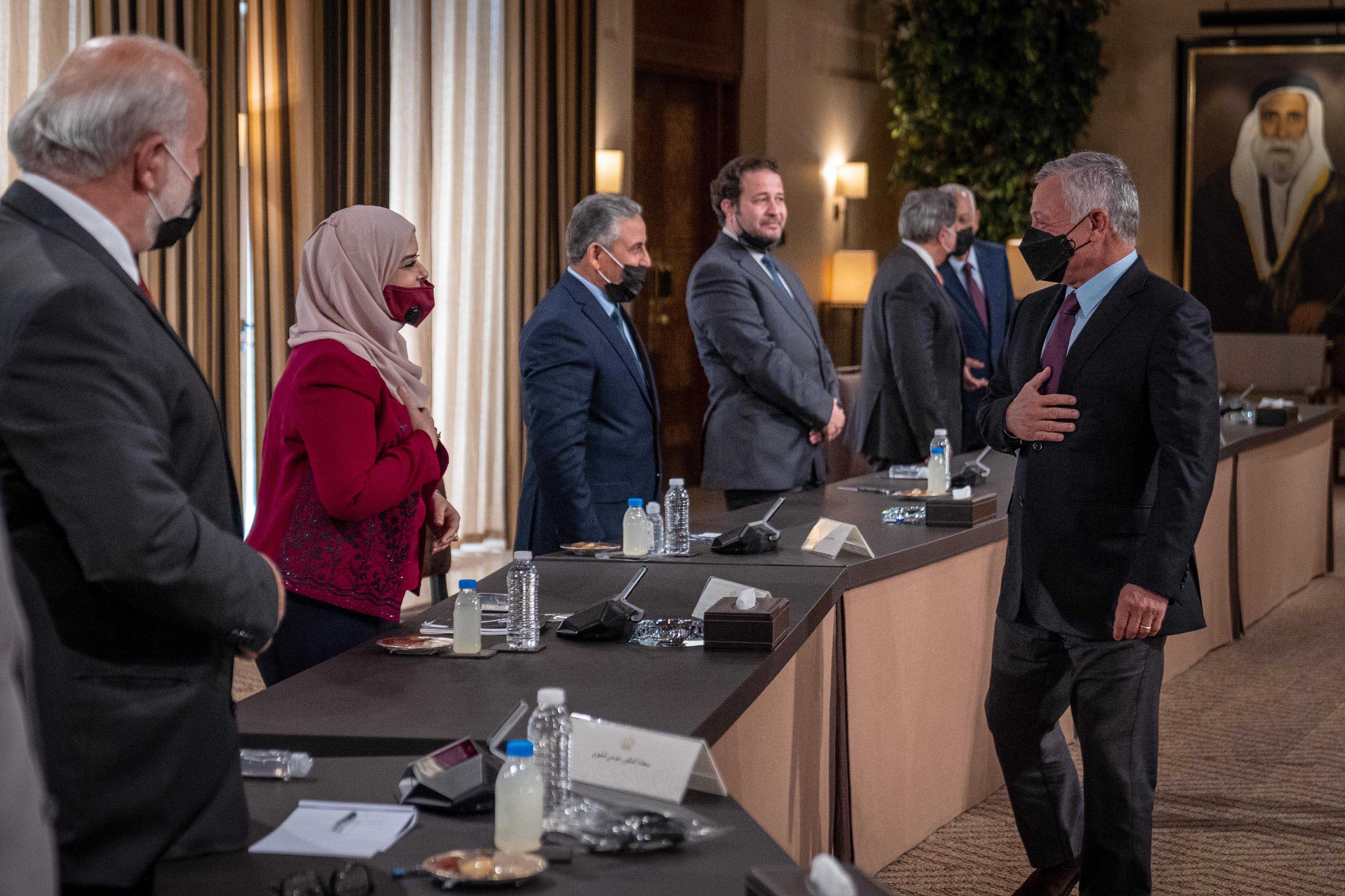 الملك: عملية الإصلاح لا تحتاج إلى شعارات