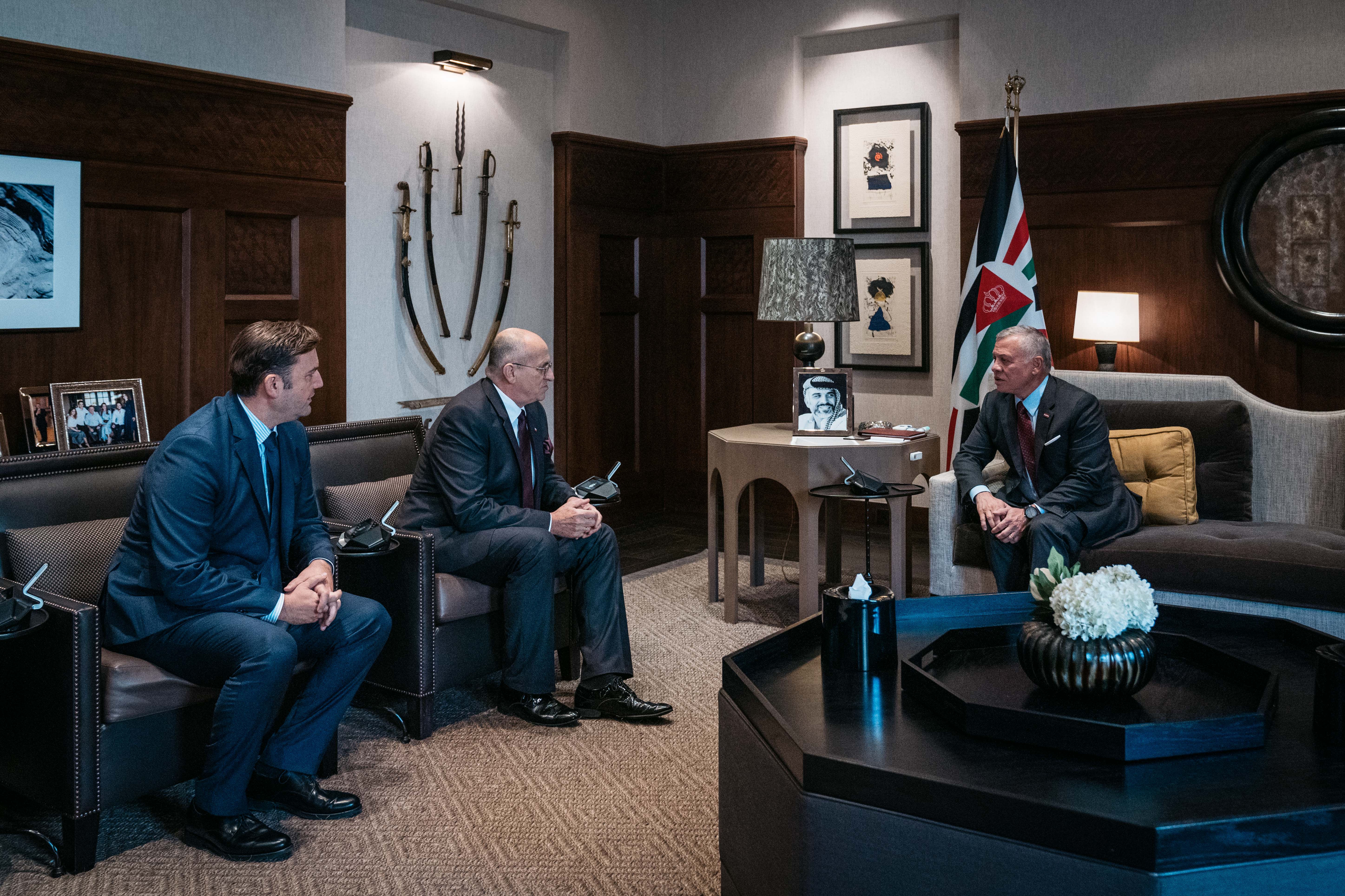 King receives officials participating in 2022 OSCE Mediterranean Conference