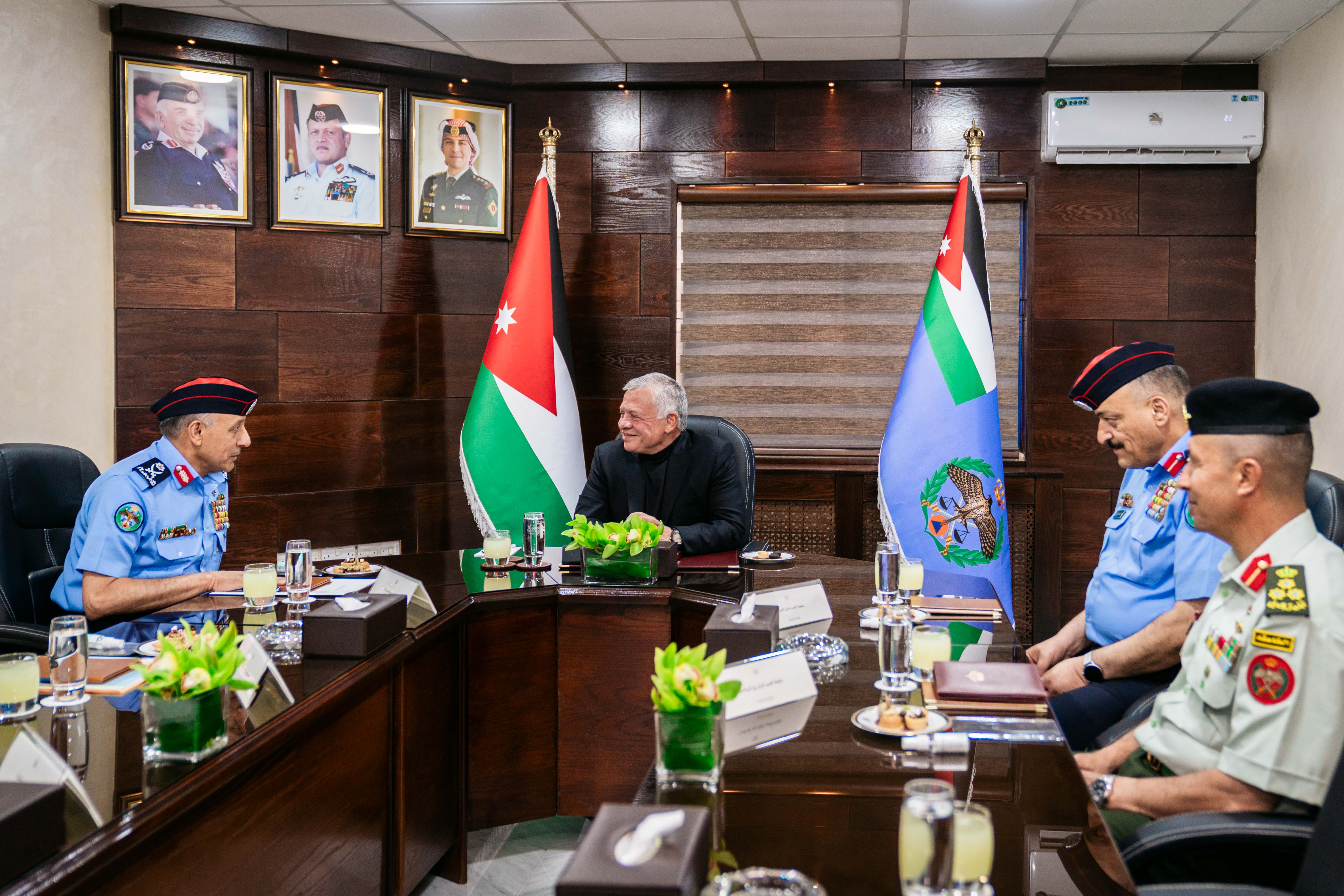 King visits Anti-Narcotics Department, affirms support for army, security agencies in countering drug smuggling
