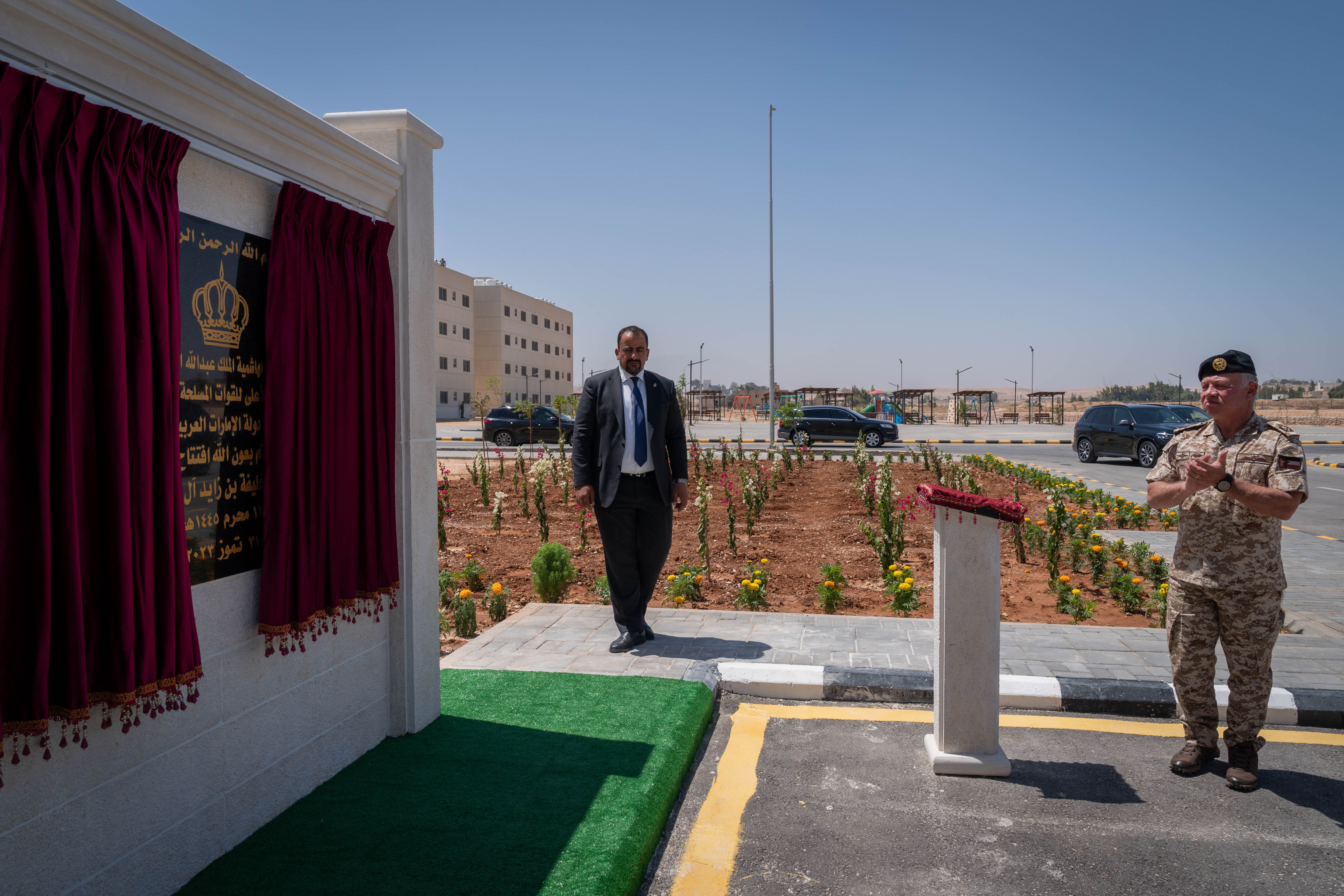 King inaugurates Sheikh Khalifa bin Zayed Al Nahyan Housing City in Zarqa