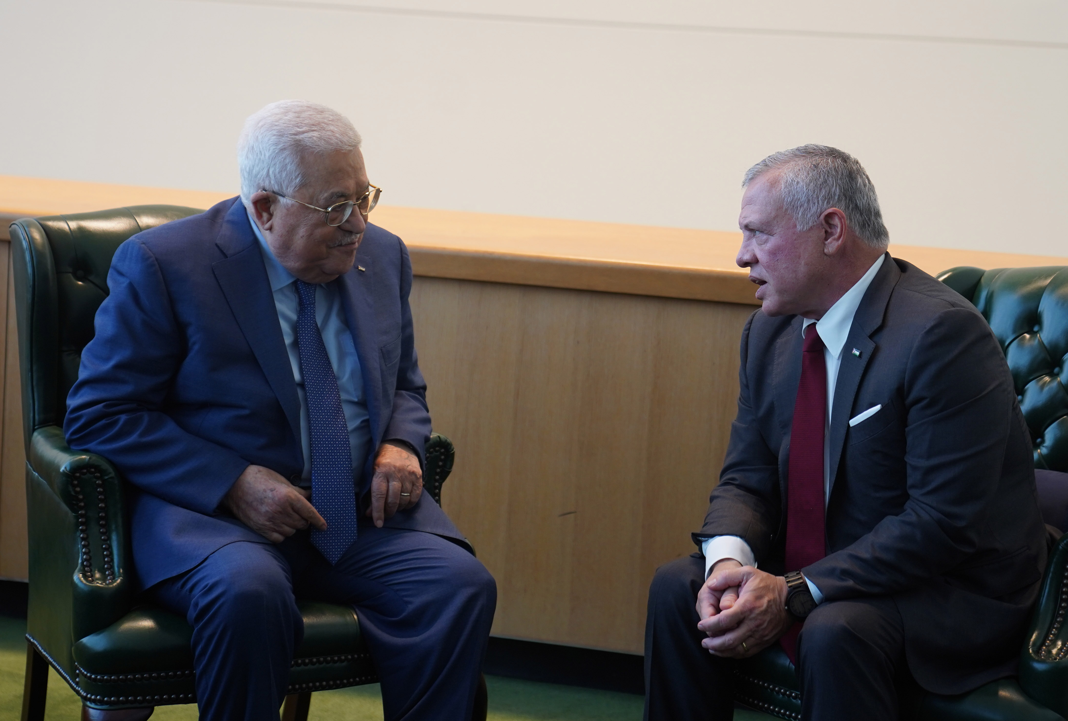 King urges stepping up efforts to create political horizon for Palestinian cause