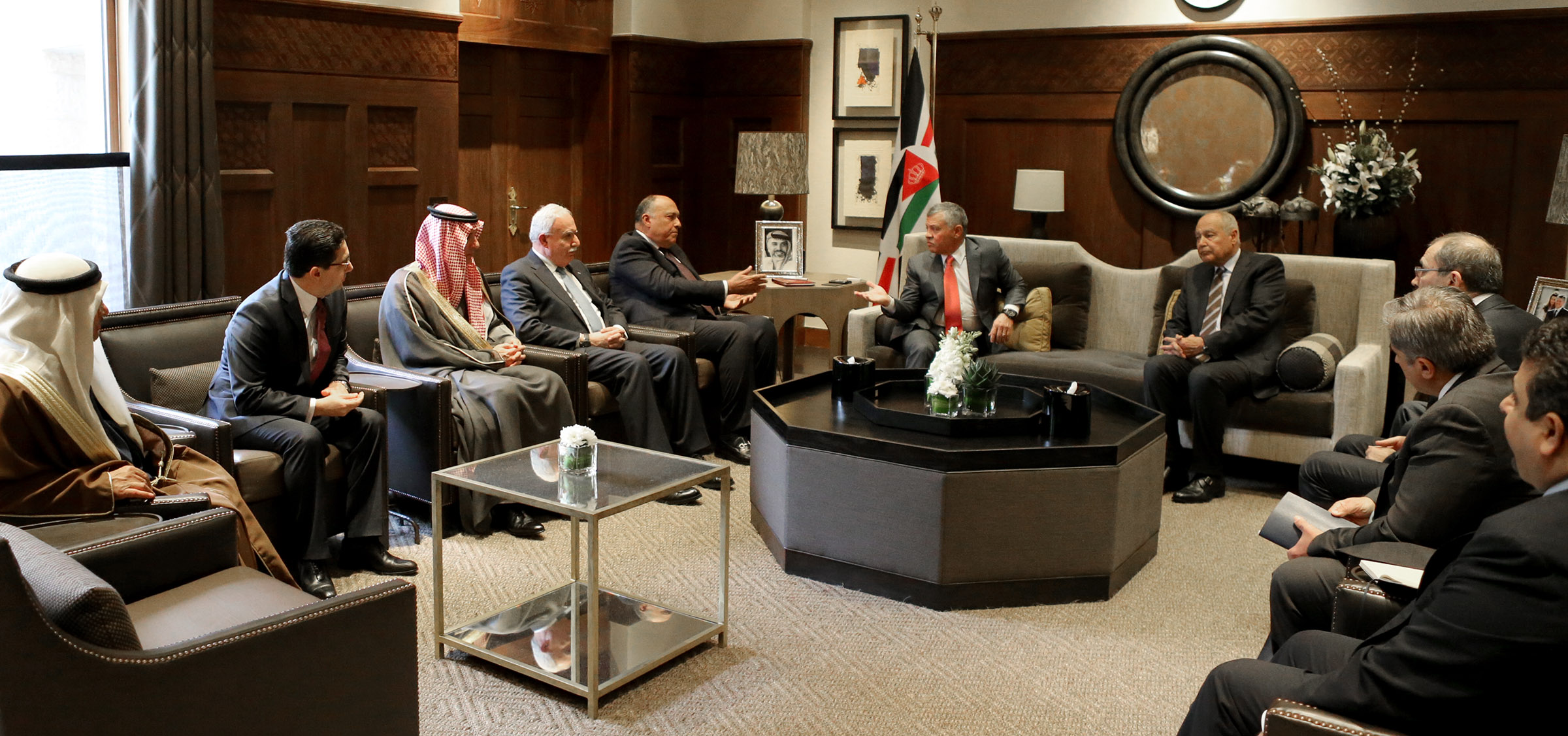 الملك يستقبل الوفد الوزاري العربي المعني بمتابعة تداعيات القرار الأمريكي بشأن القدس