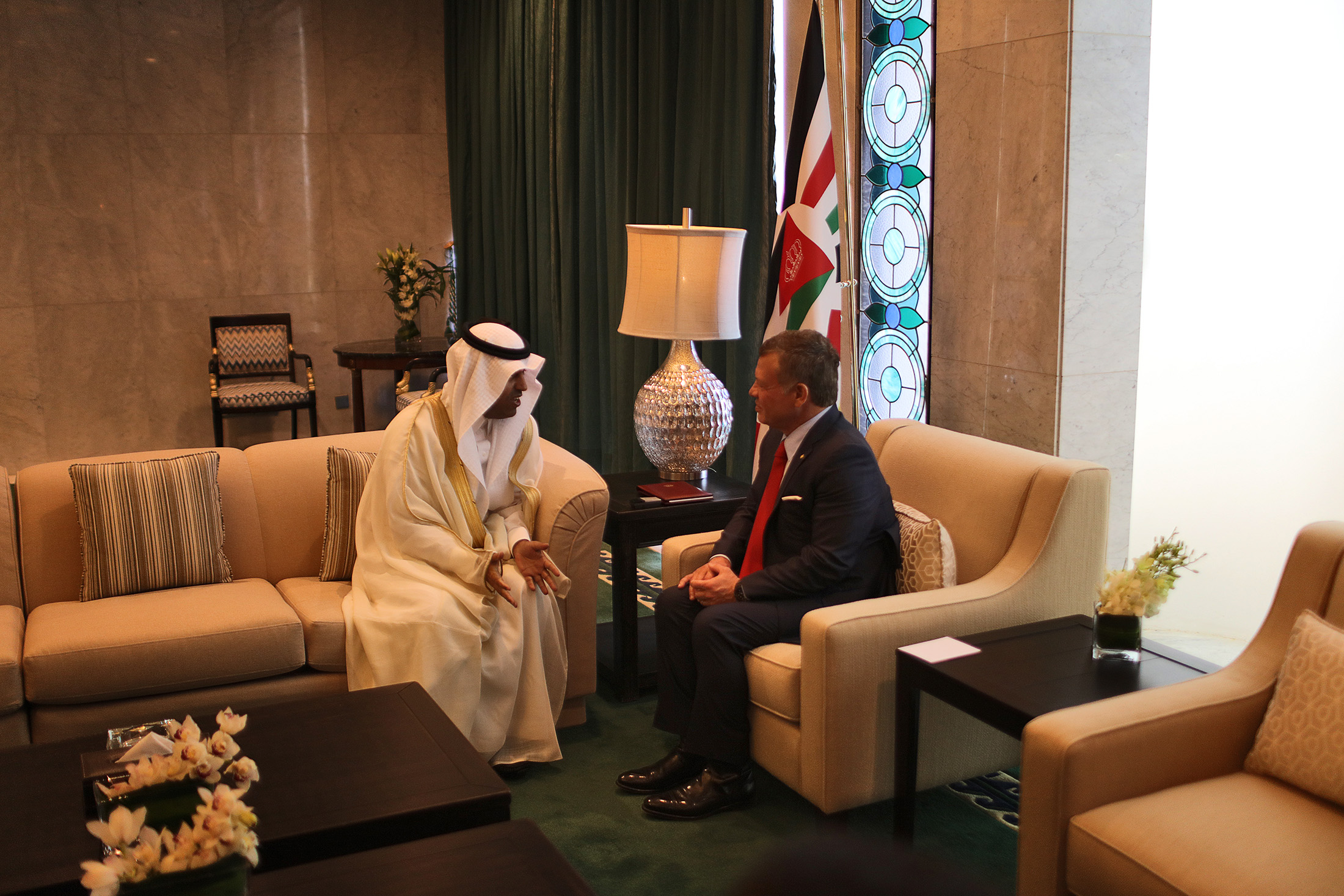 King meets Arab Parliament president 