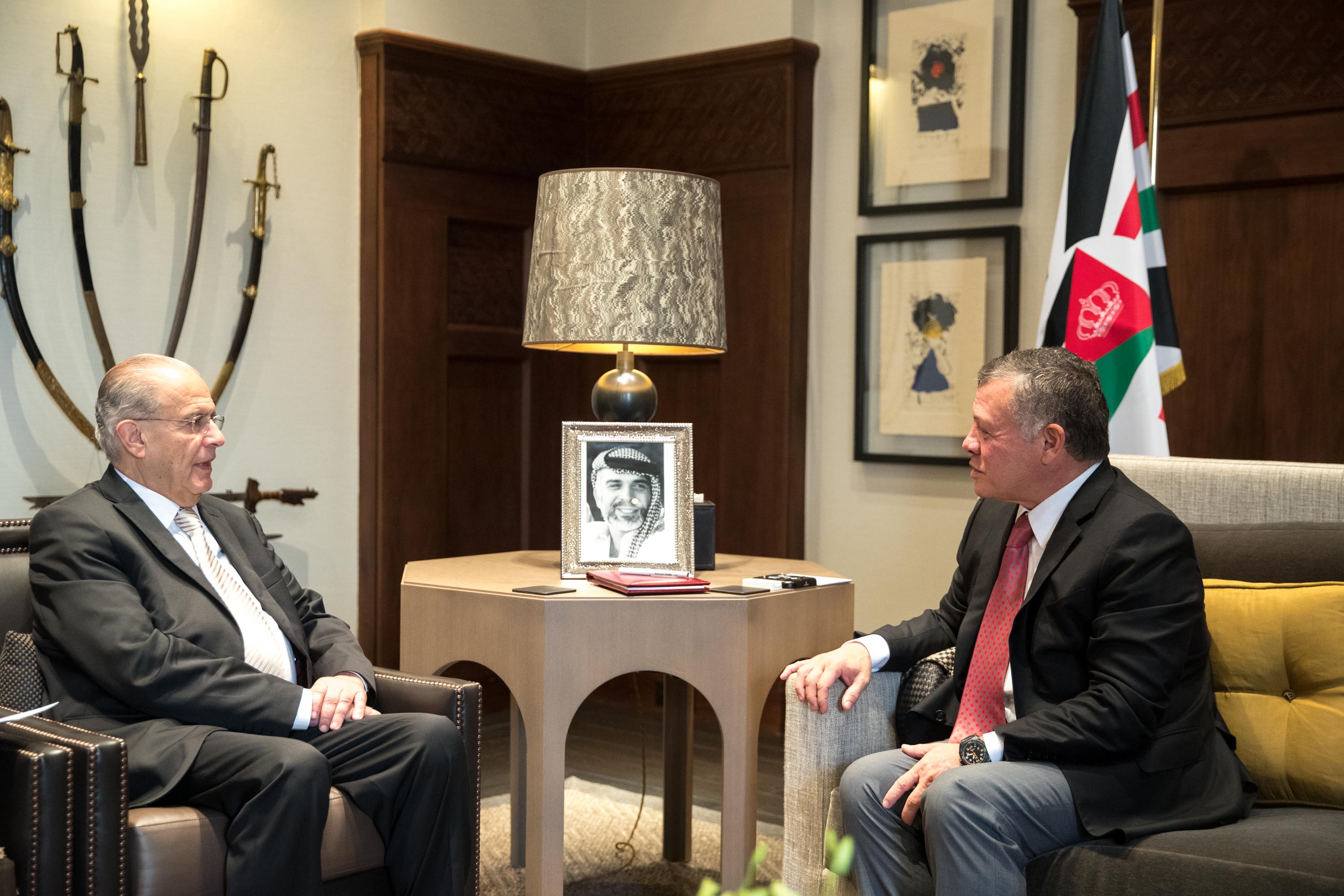 King receives Cypriot foreign minister