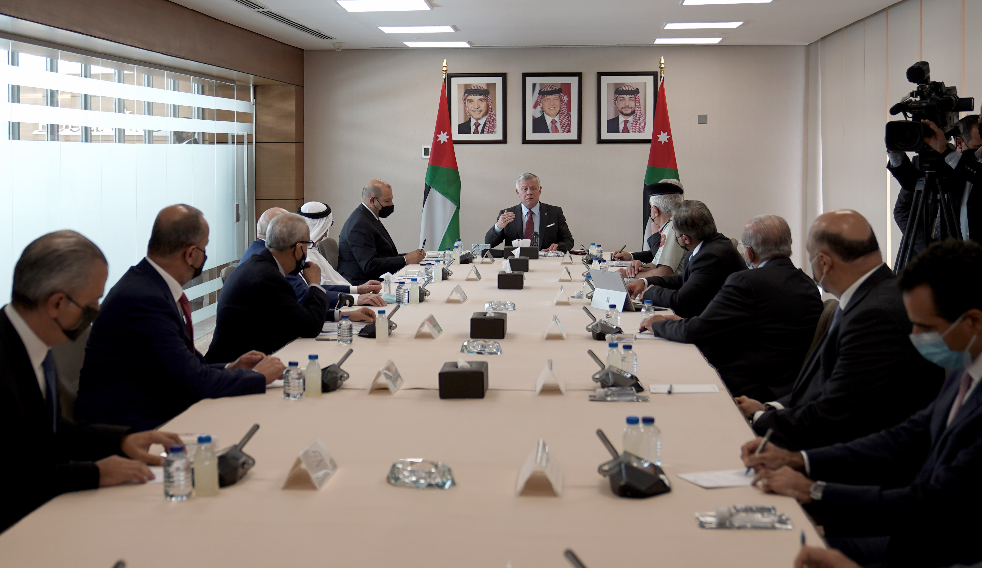 الملك يزور مشروع العبدلي ويؤكد أهمية جذب المزيد من الاستثمارات لتوفير فرص العمل