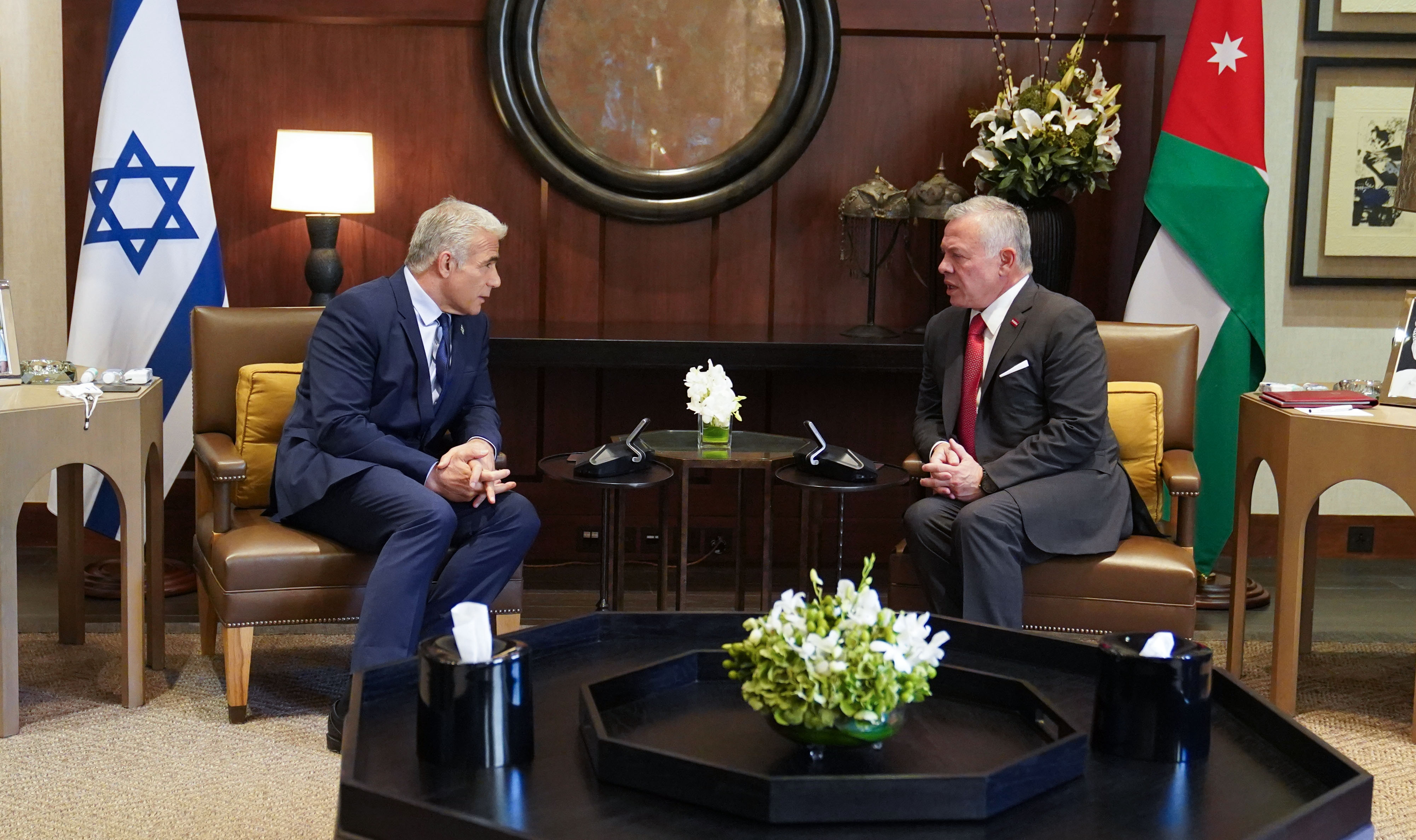 King meets with Israeli PM
