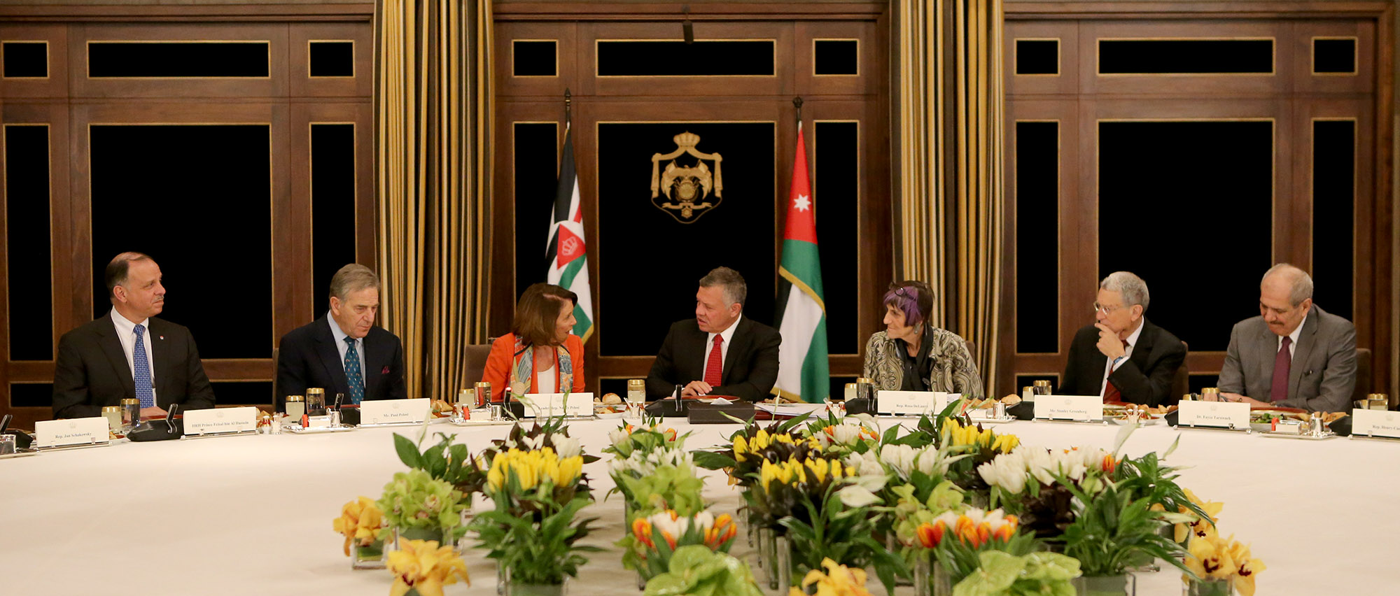 King receives delegation from US House of Representatives