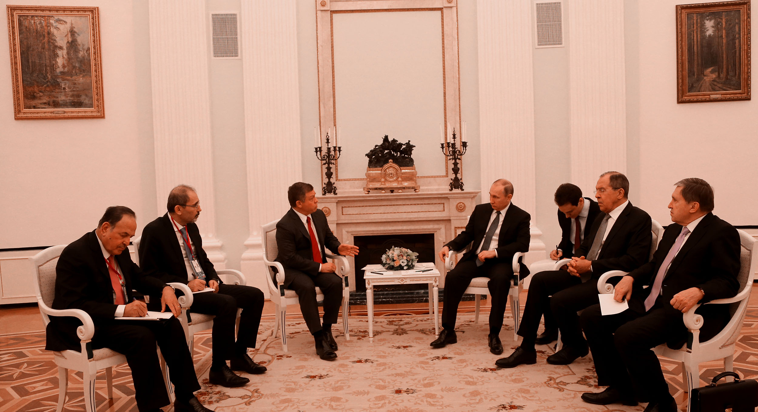 King holds talks with Russian president