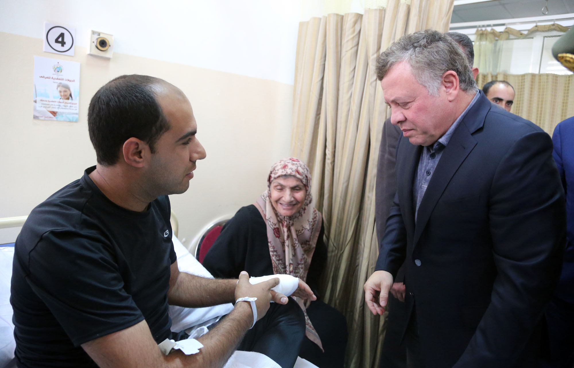 King checks on Karak terror attack injured