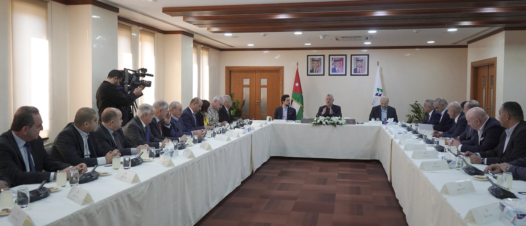 الملك يجتمع في العقبة مع ممثلين عن القطاع السياحي الخاص