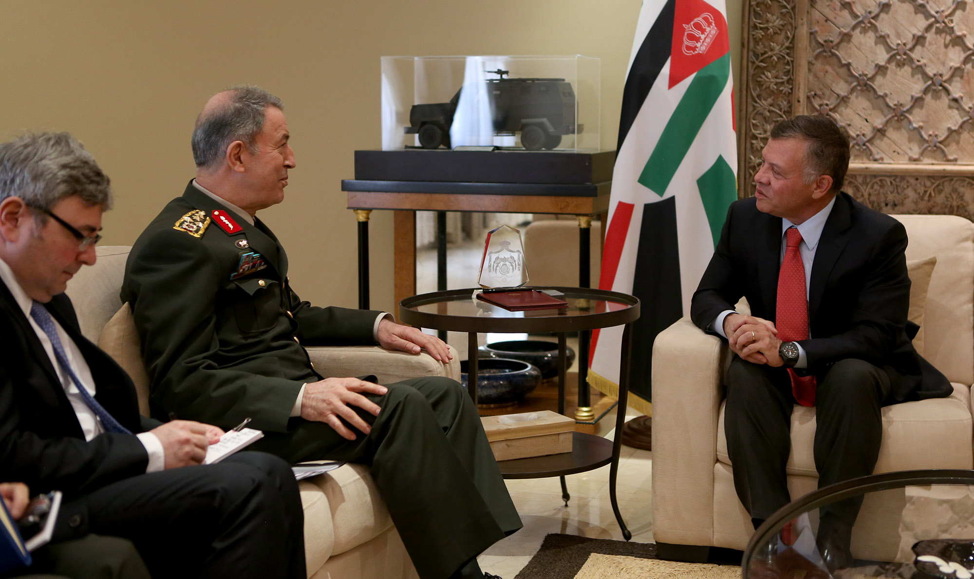 King receives Turkish army commander