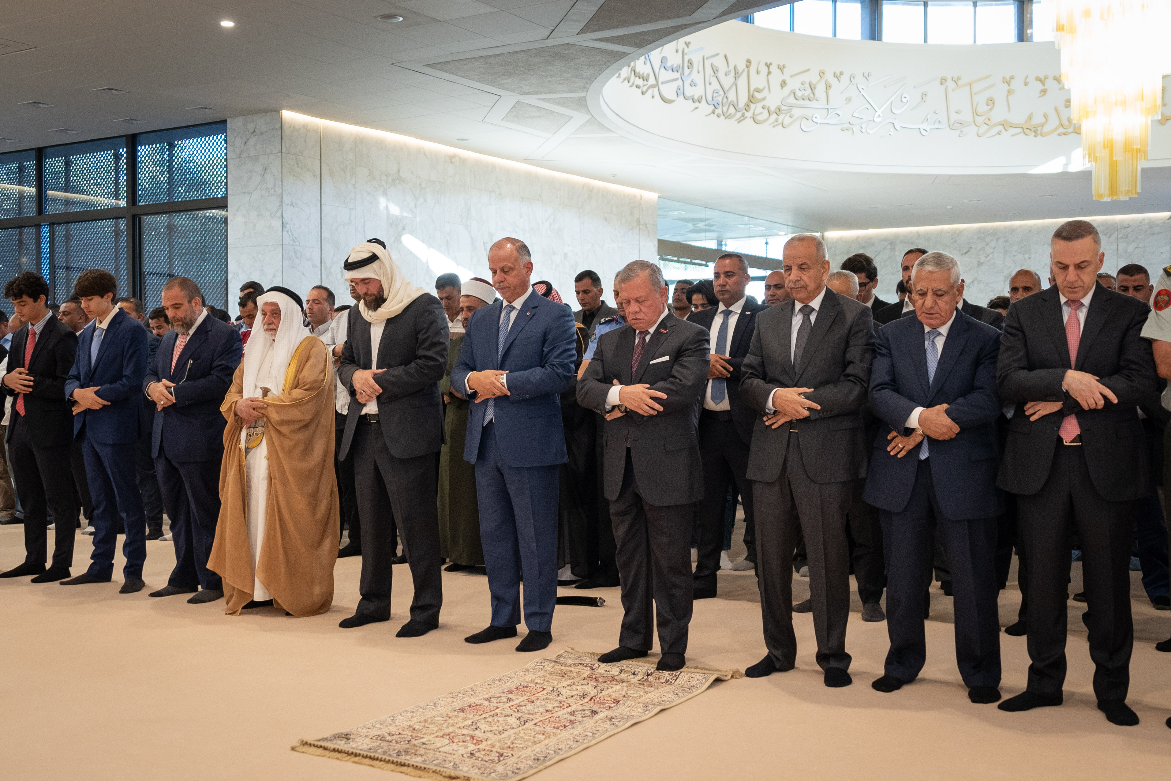 King performs Eid Al Adha prayer
