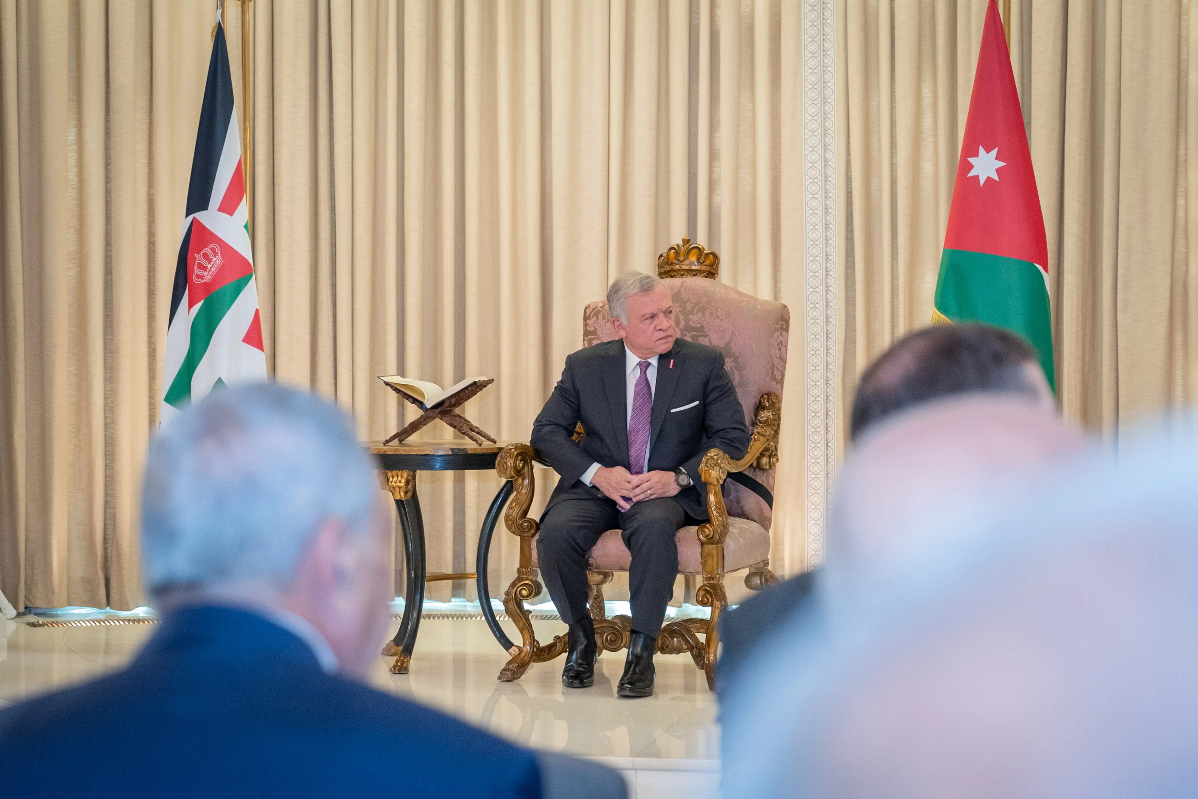 King listens to Parliament&rsquo;s response to Speech from the Throne