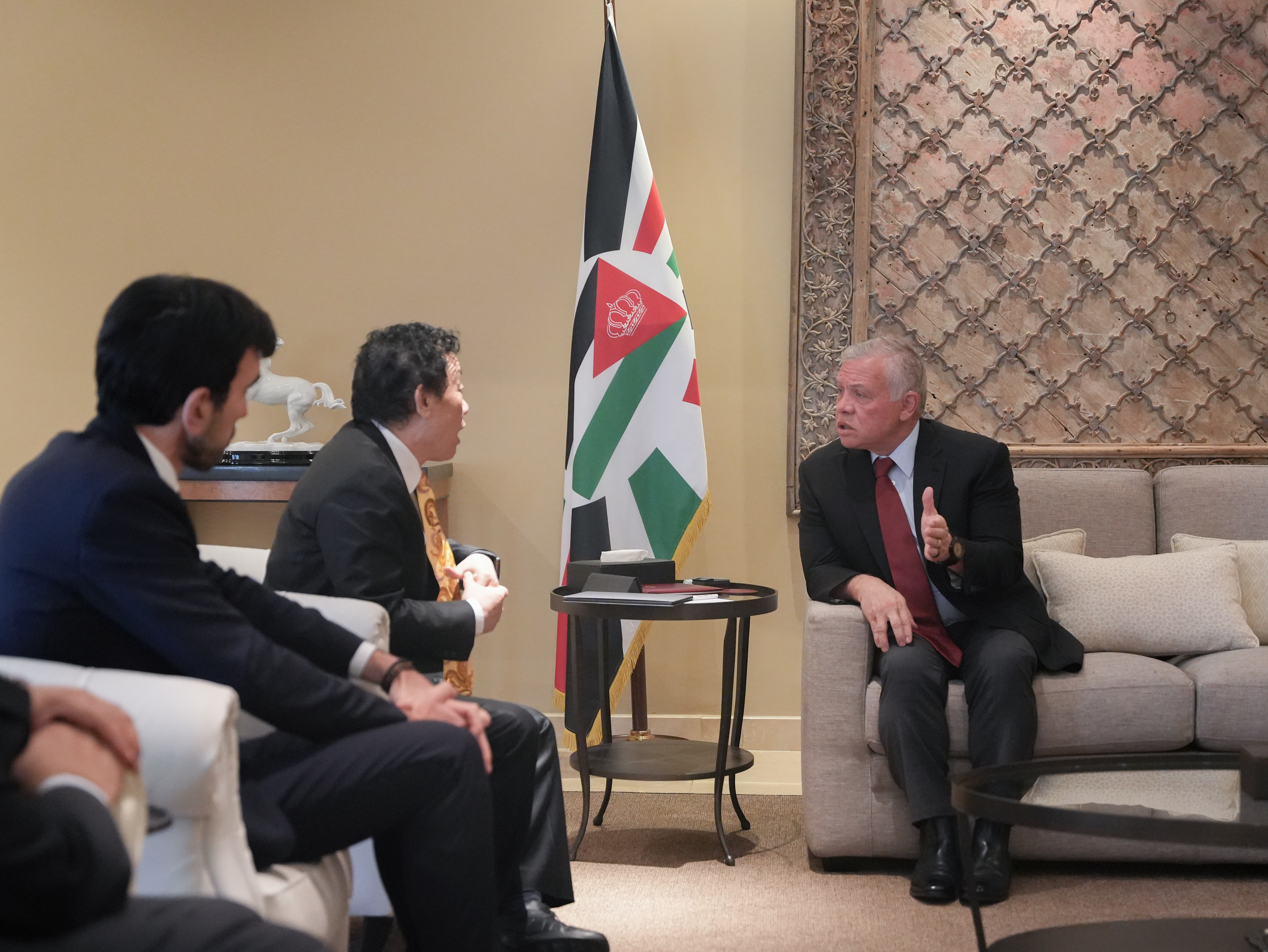 King receives FAO director general