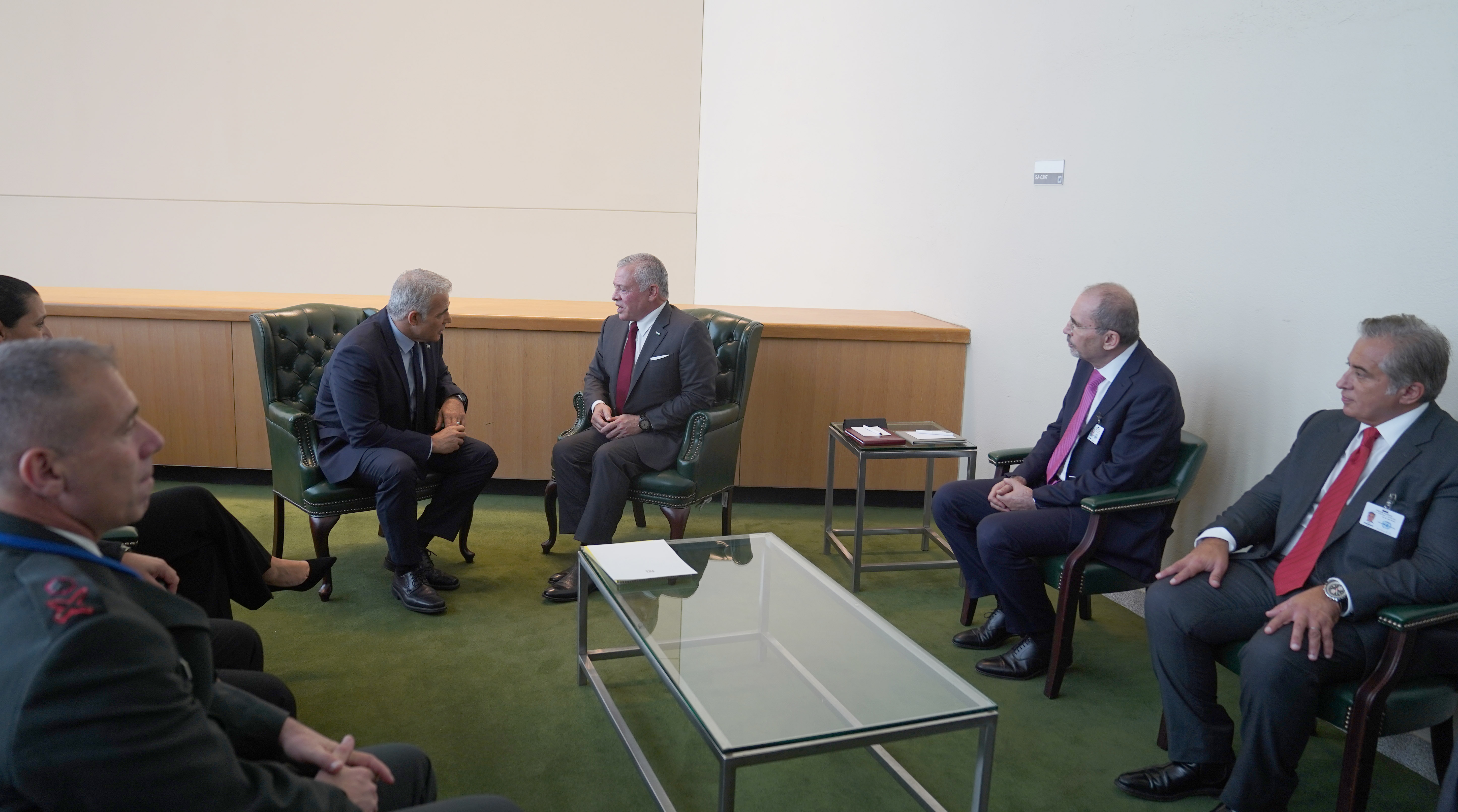King meets Israel PM, reaffirms need to maintain calm