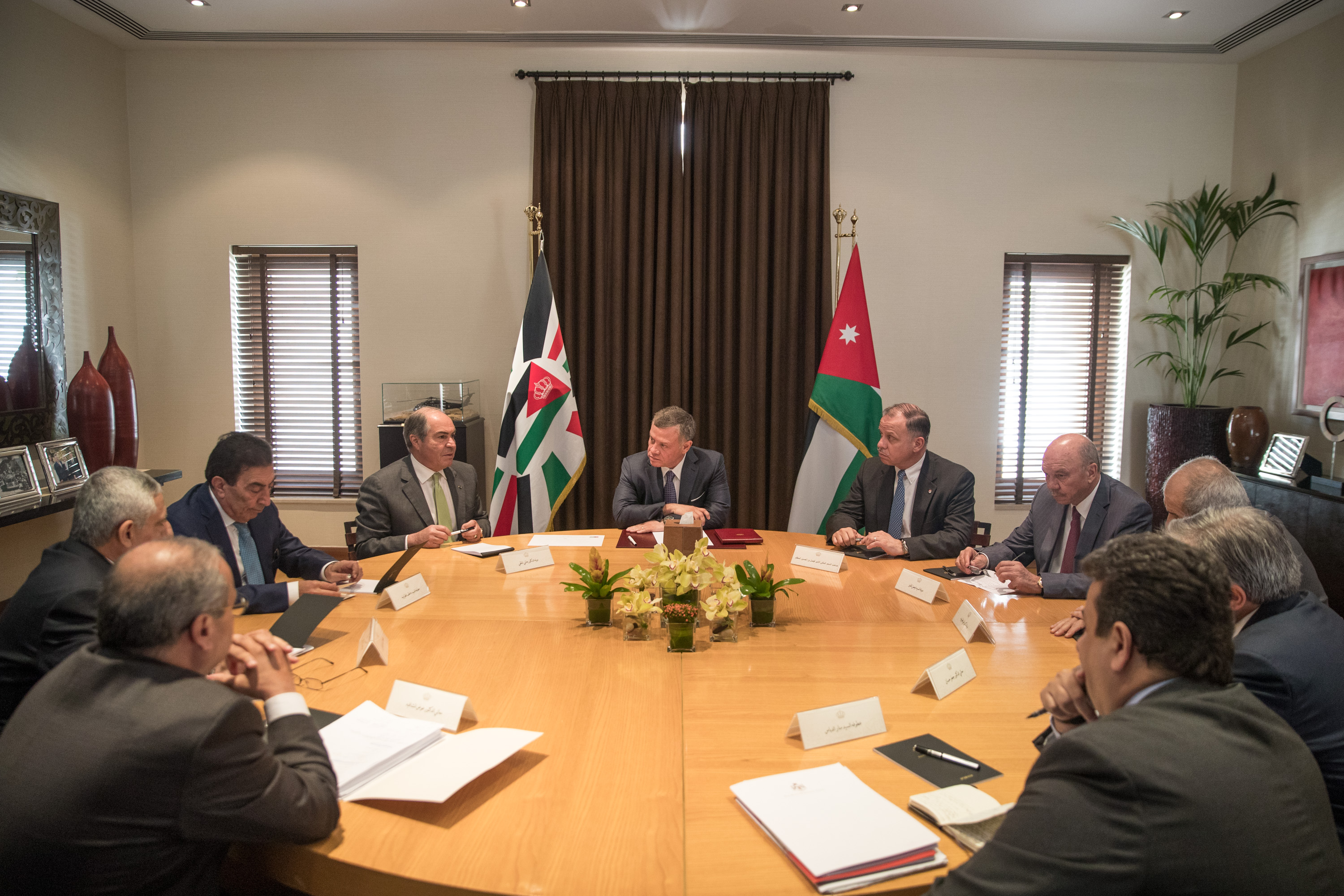 King chairs follow-up meeting on recommendations of royal panel for judicial reform