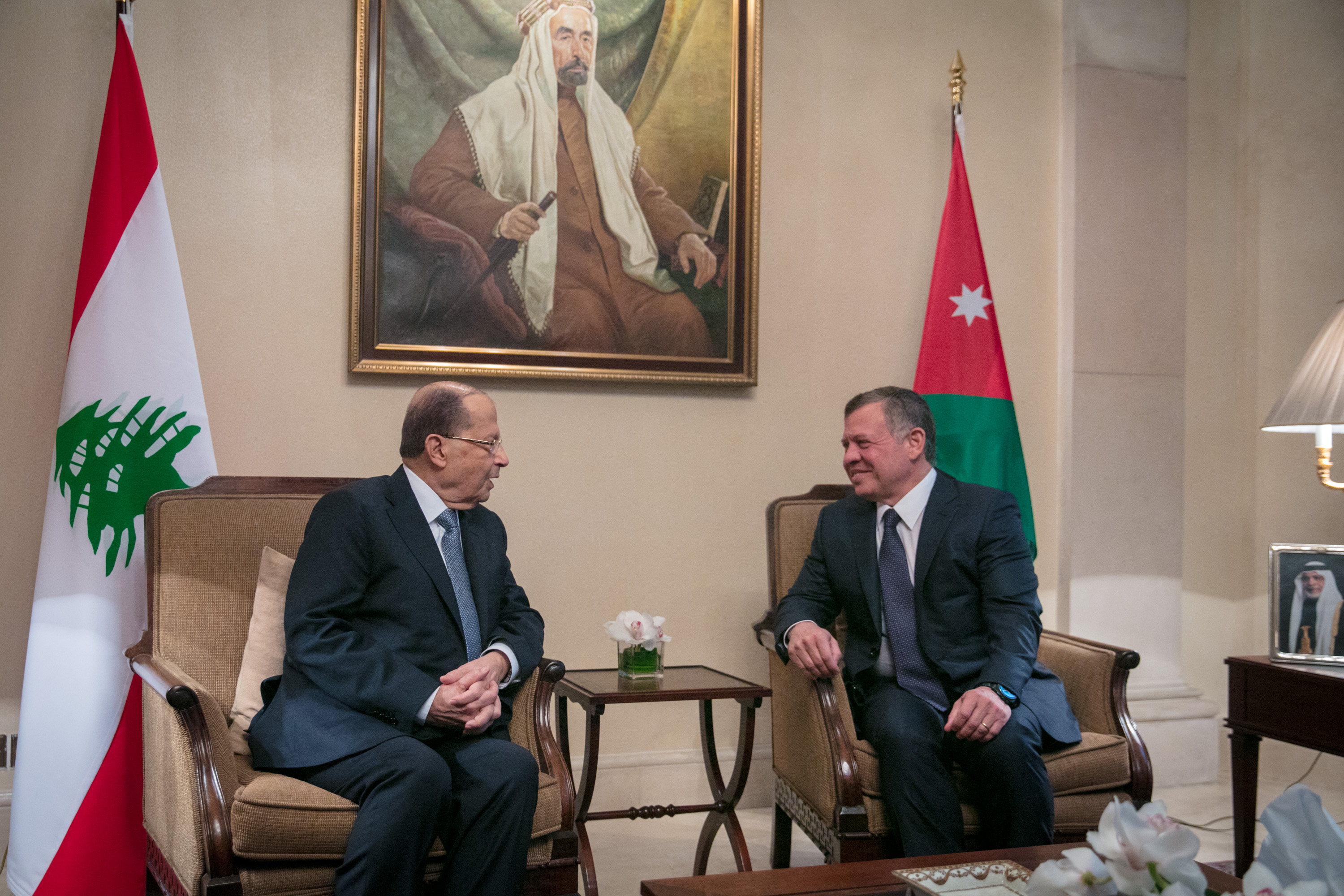 King holds talks with Lebanese president