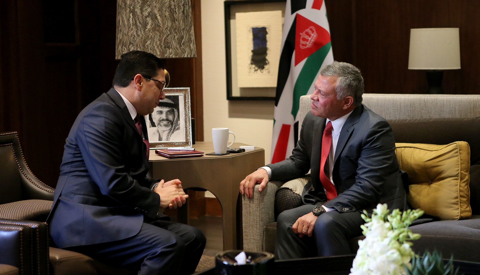الملك يستقبل وزير الشؤون الخارجية والتعاون الدولي المغربي