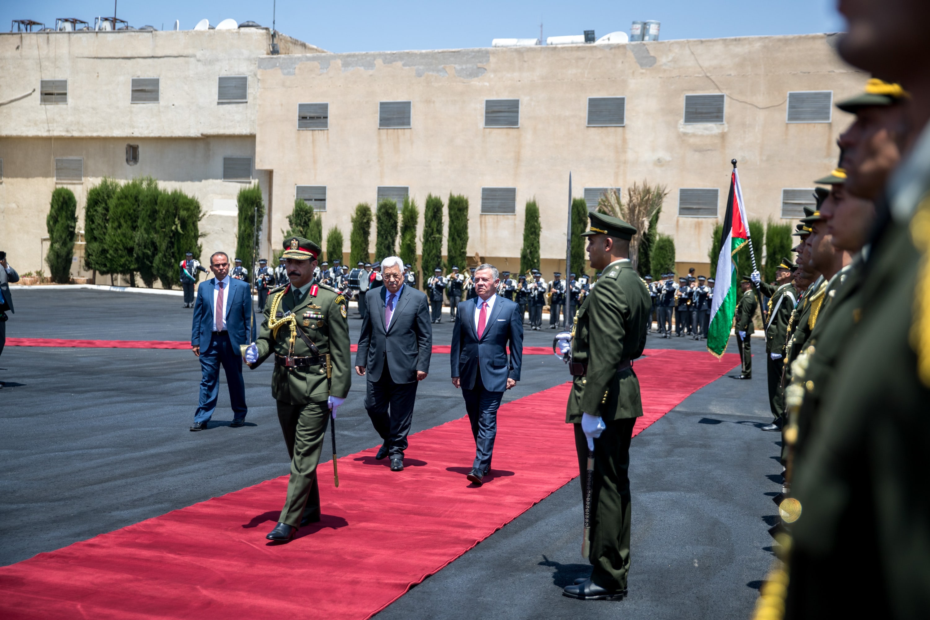 King arrives in Ramallah