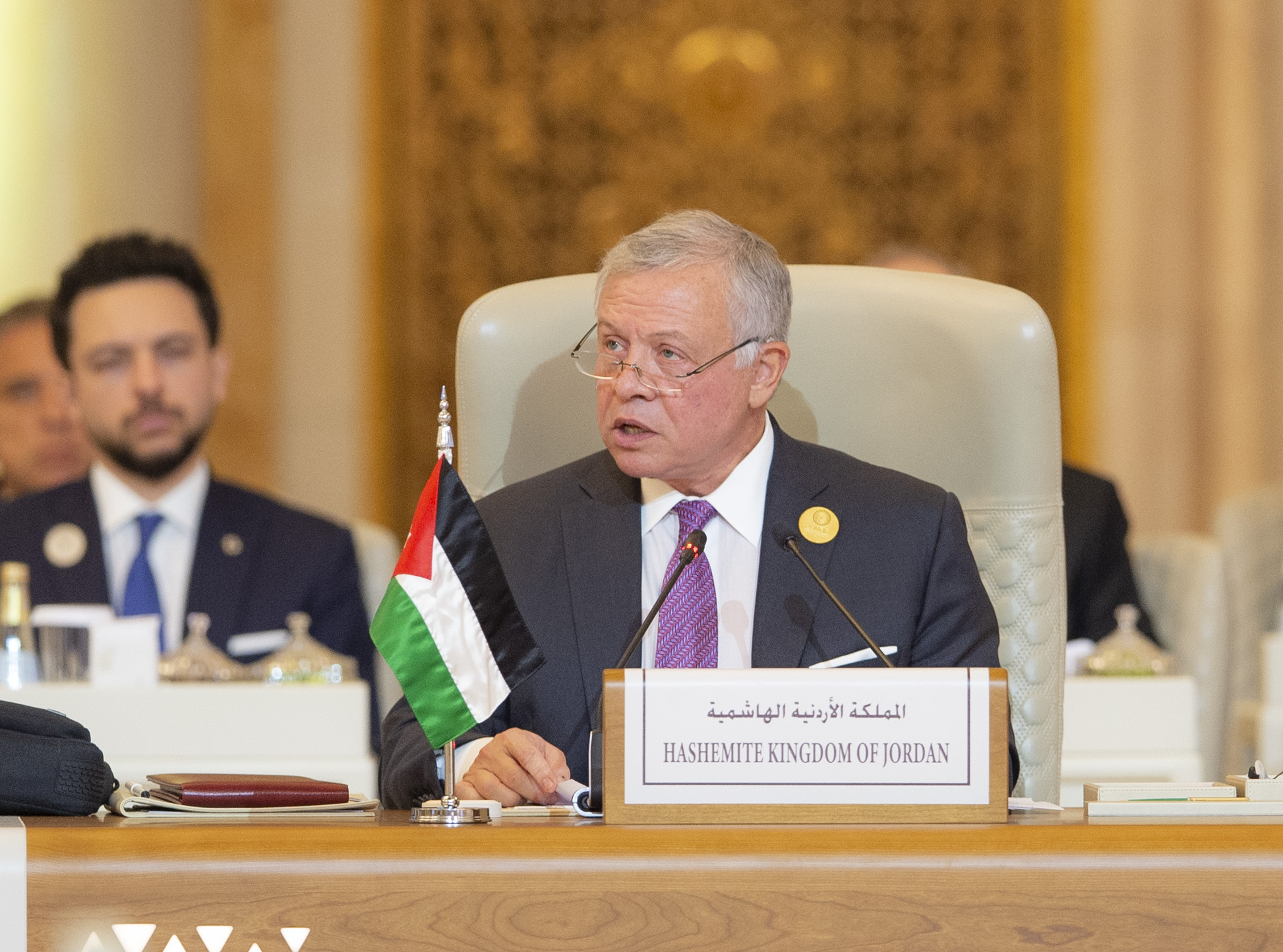 الملك يلقي كلمة الأردن في القمة العربية الإسلامية حول غزة