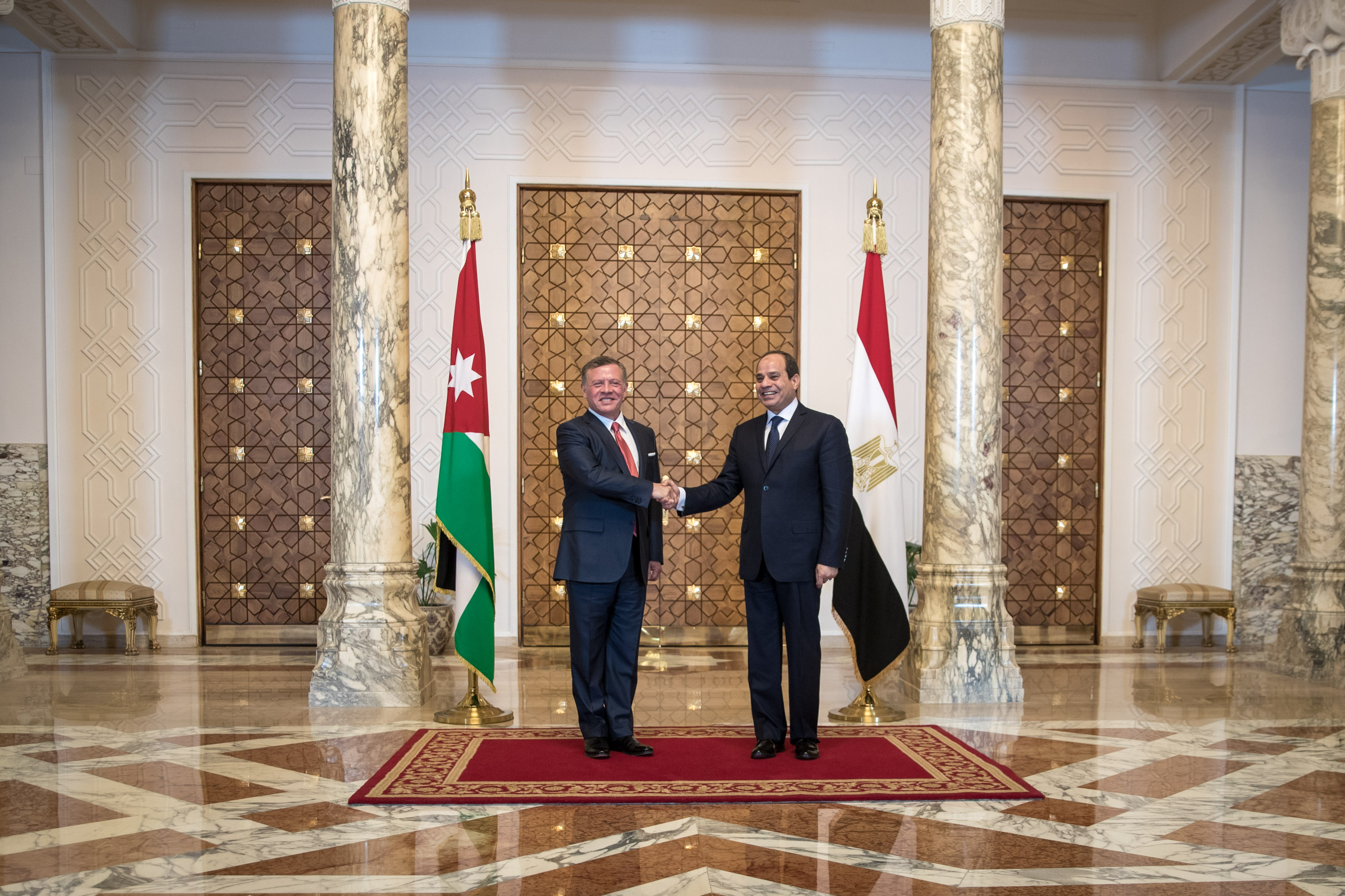 King holds talks with Egyptian president