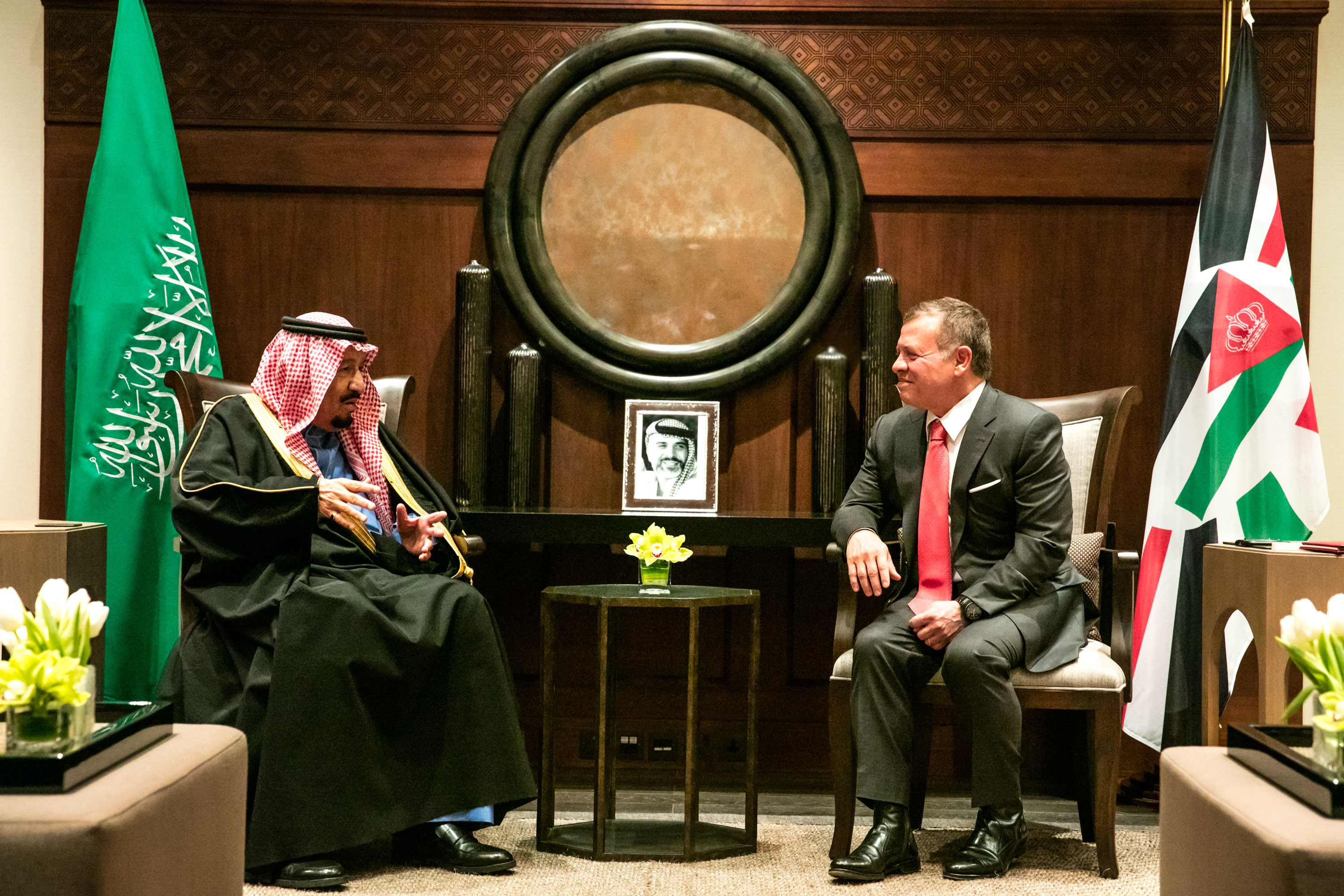 King holds summit meeting with Saudi monarch