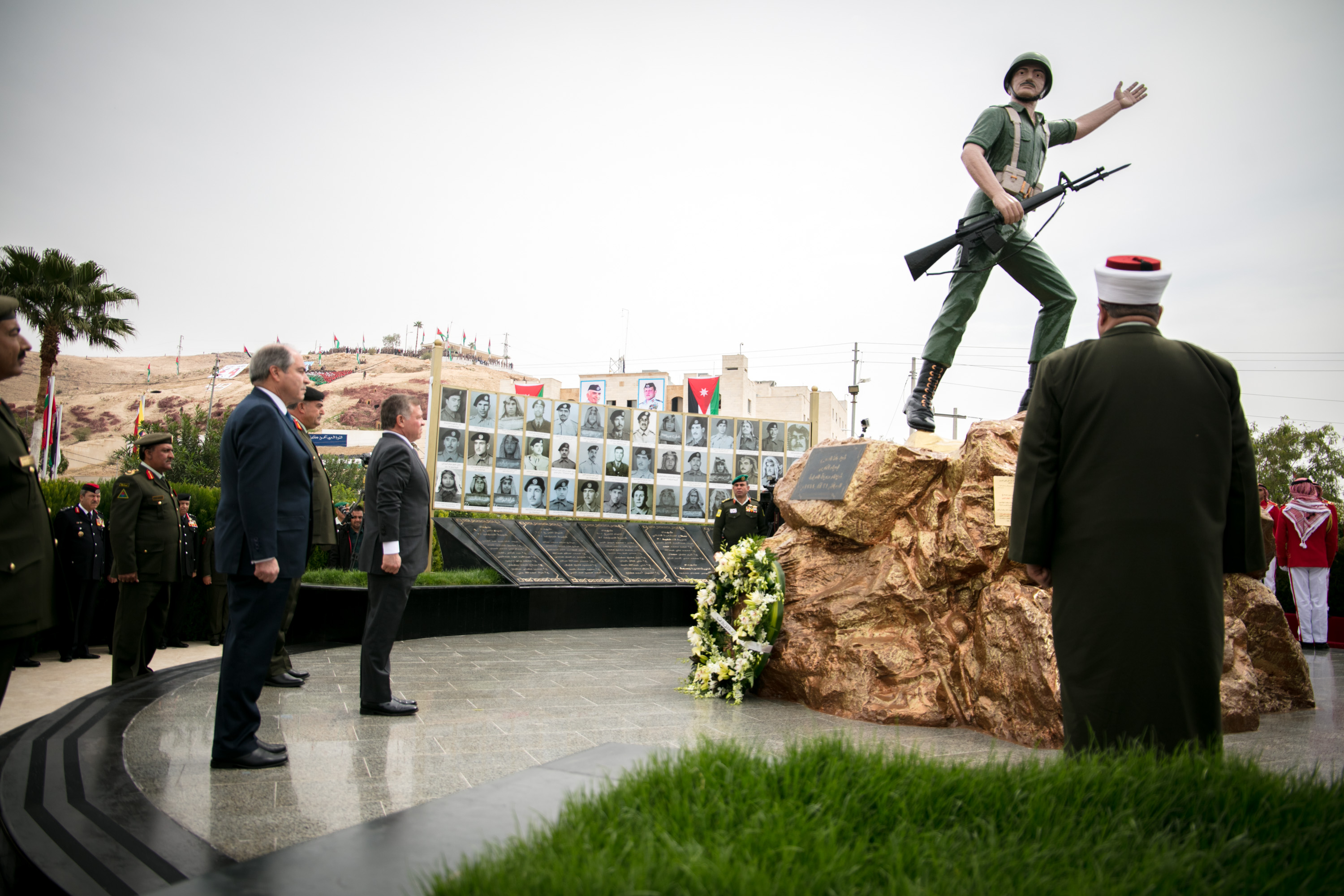 King attends ceremony to mark 49th anniversary of Karamah Battle